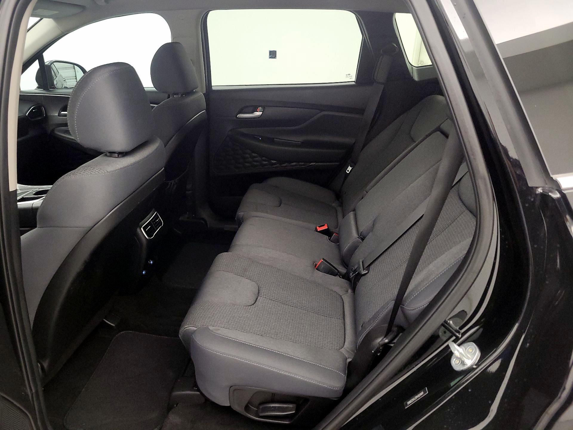 Thumbnail: 2023 Hyundai Santa Fe - 20