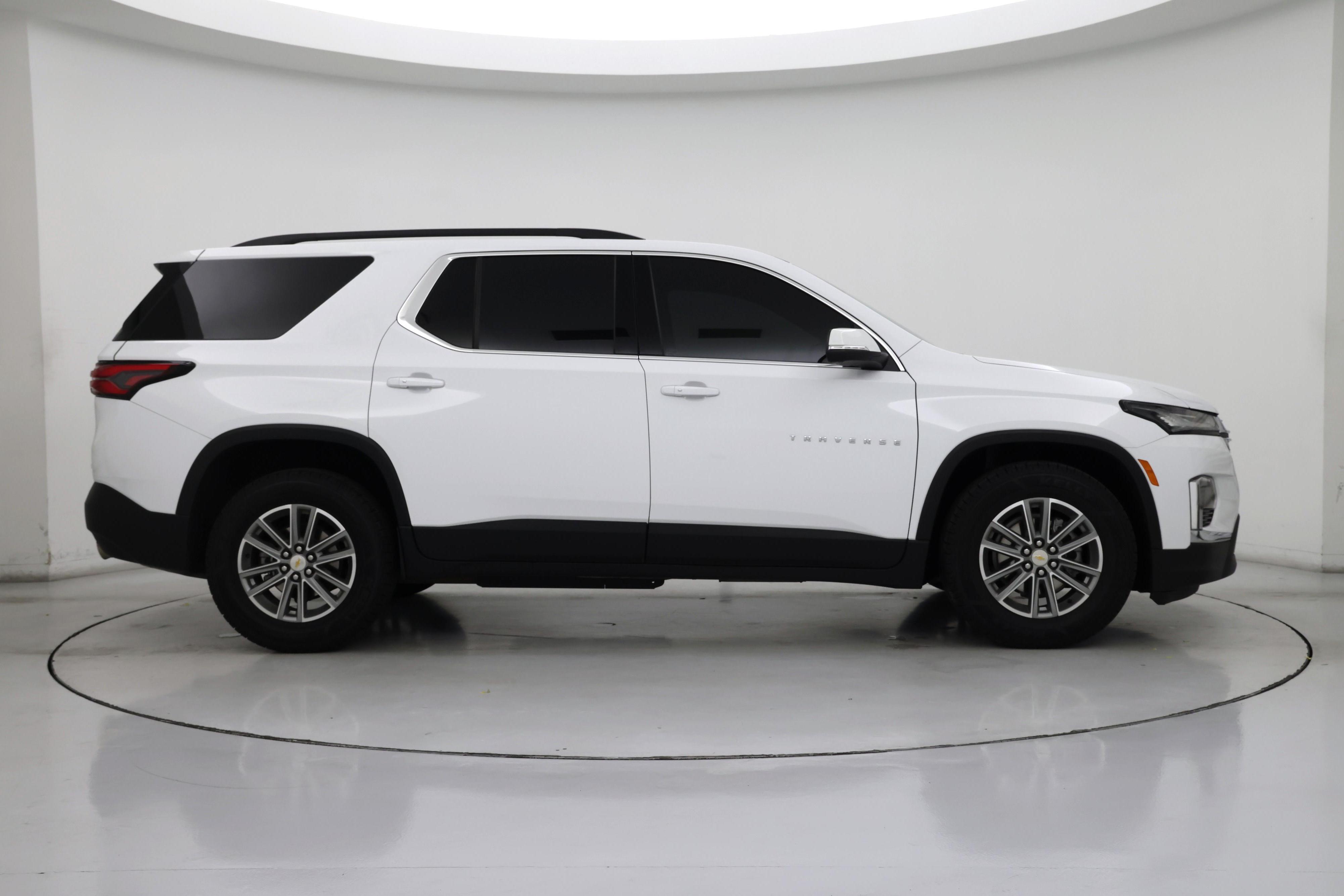 Thumbnail: 2023 Chevrolet Traverse - 7