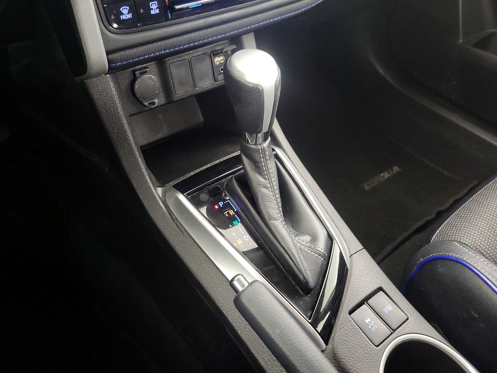 Thumbnail: 2019 Toyota Corolla - 17