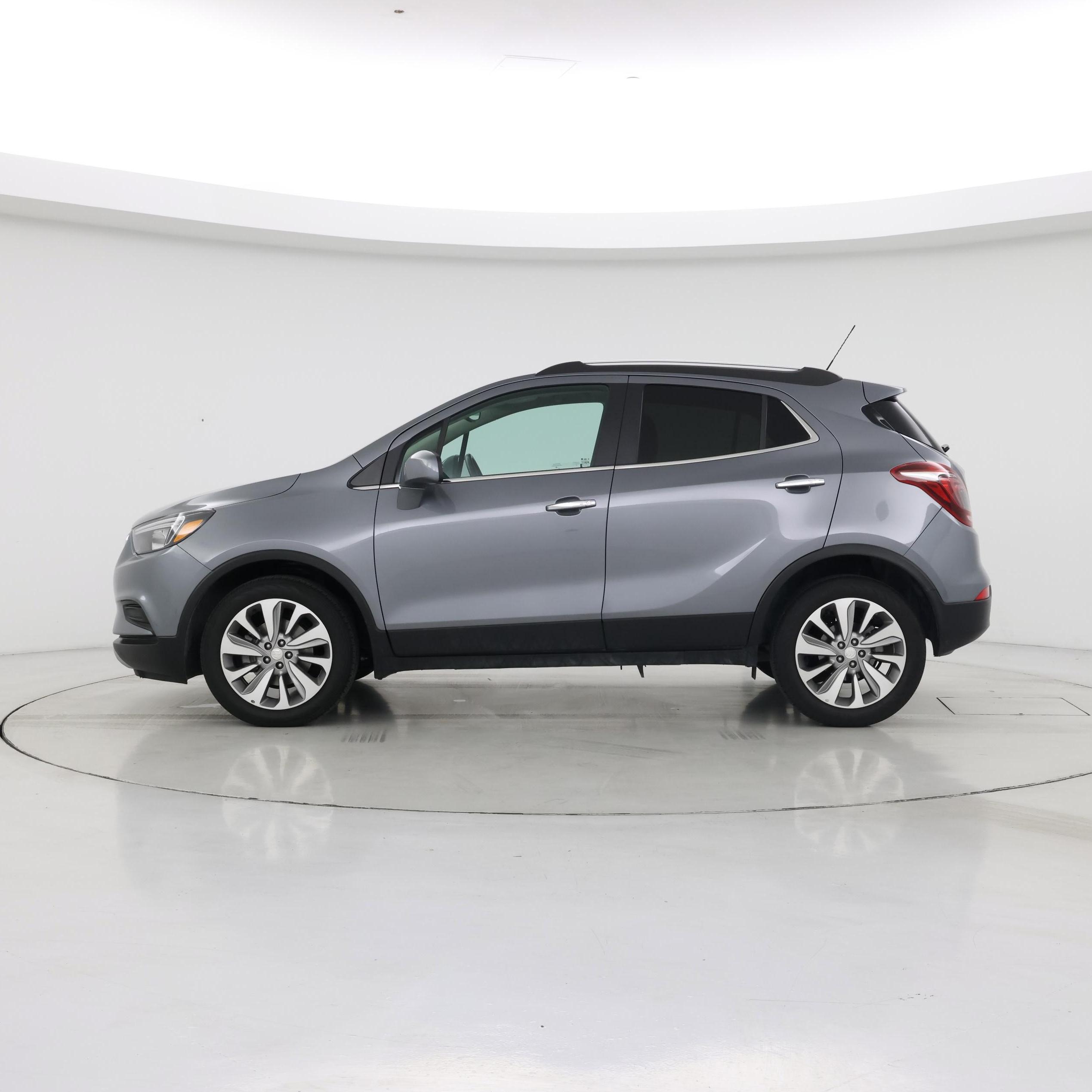 Thumbnail: 2020 Buick Encore - 3
