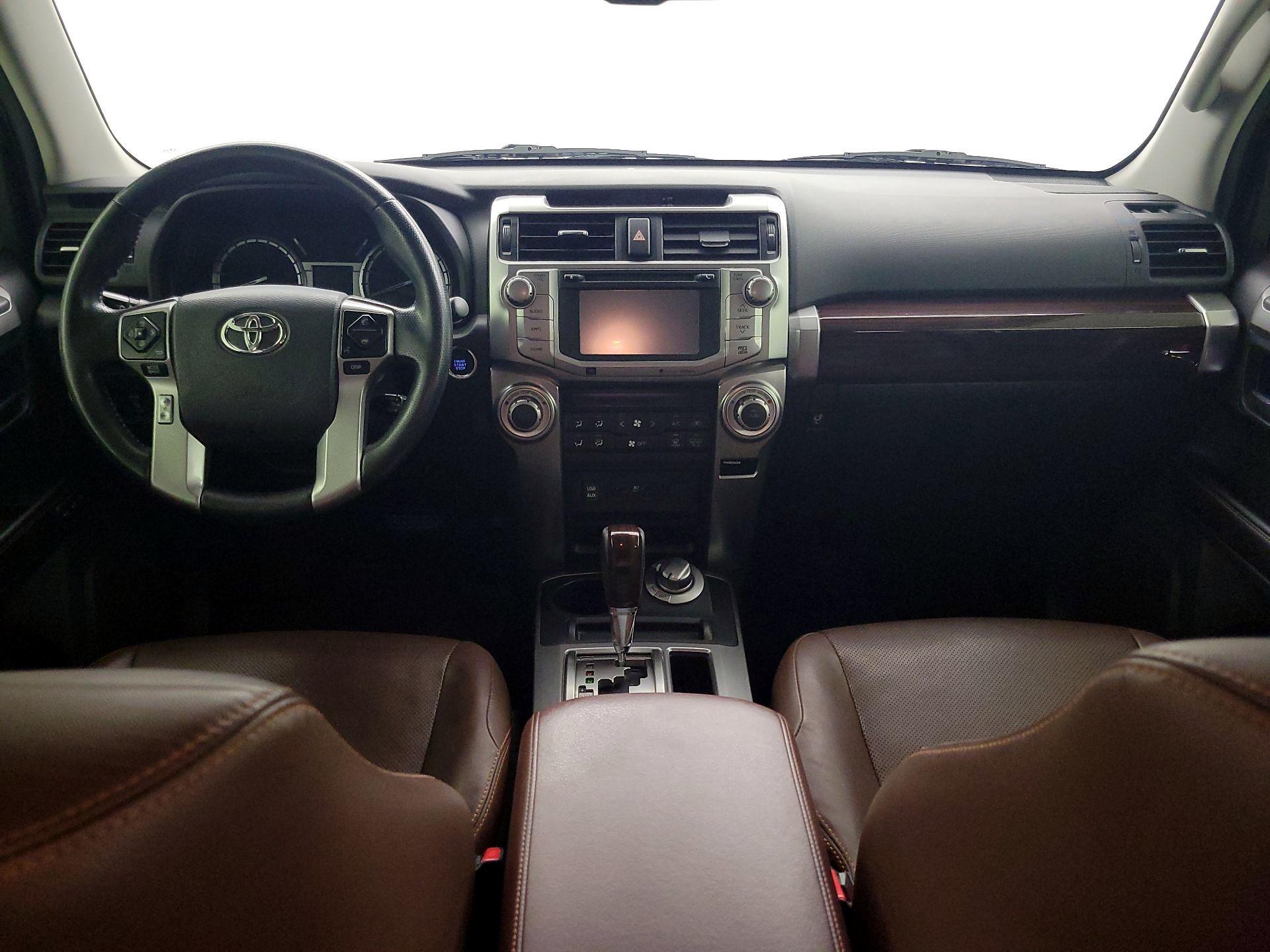 Thumbnail: 2016 Toyota 4Runner - 9