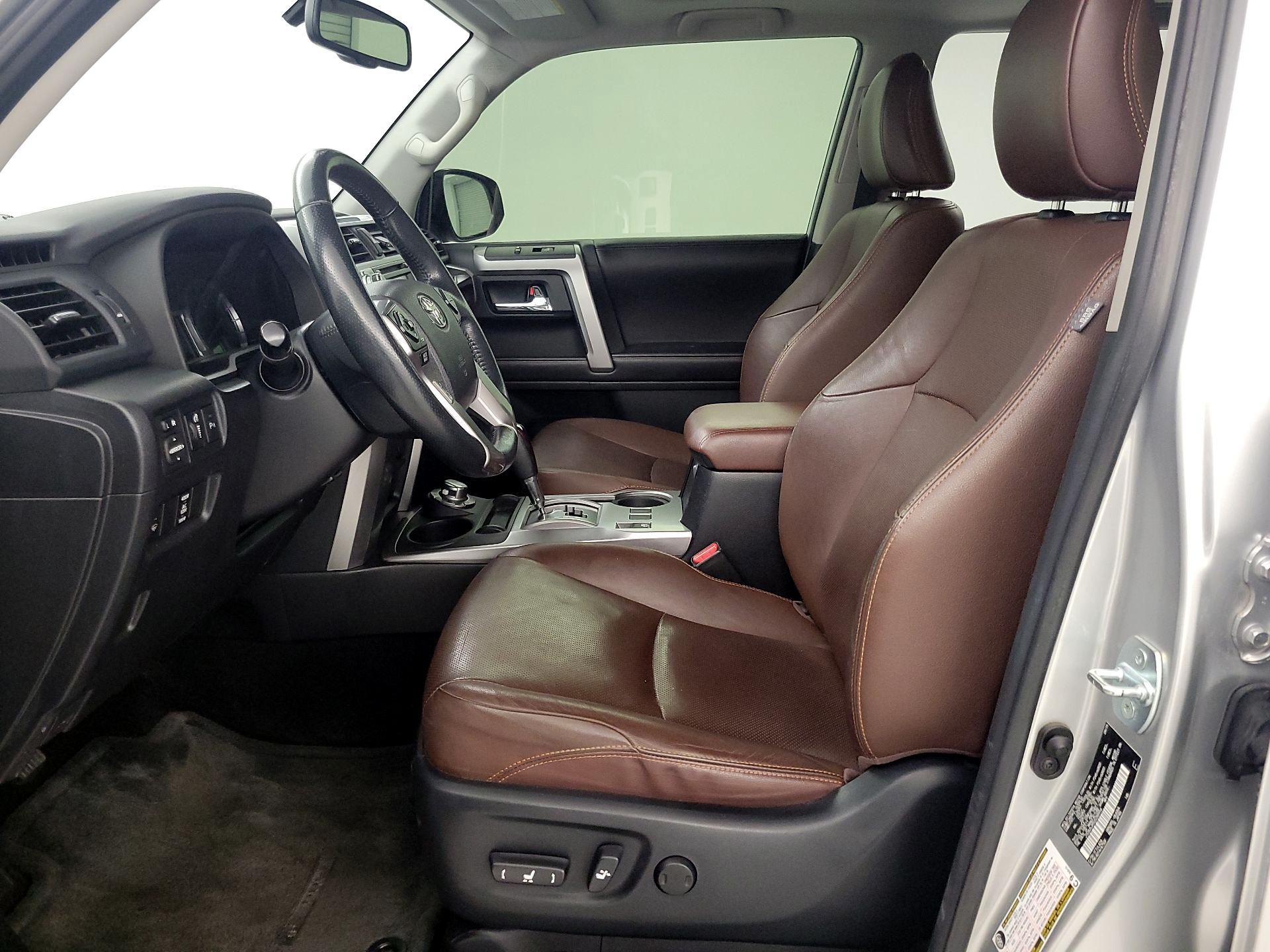 Thumbnail: 2016 Toyota 4Runner - 11