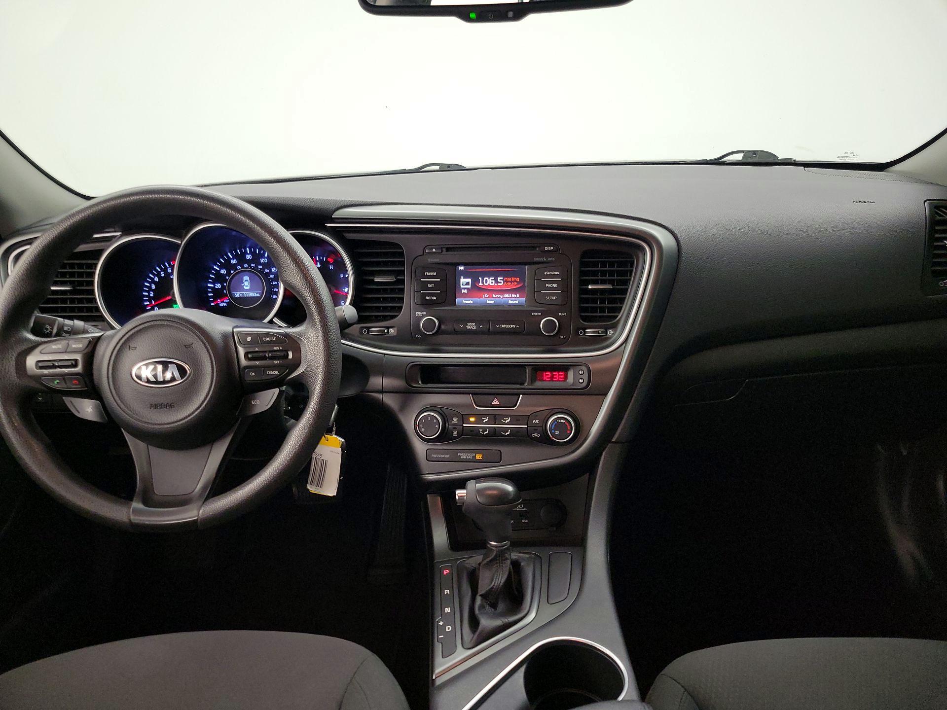 Thumbnail: 2015 Kia Optima - 9