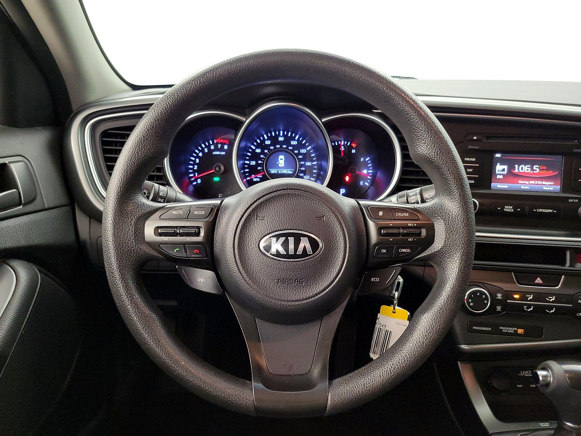 Thumbnail: 2015 Kia Optima - 10