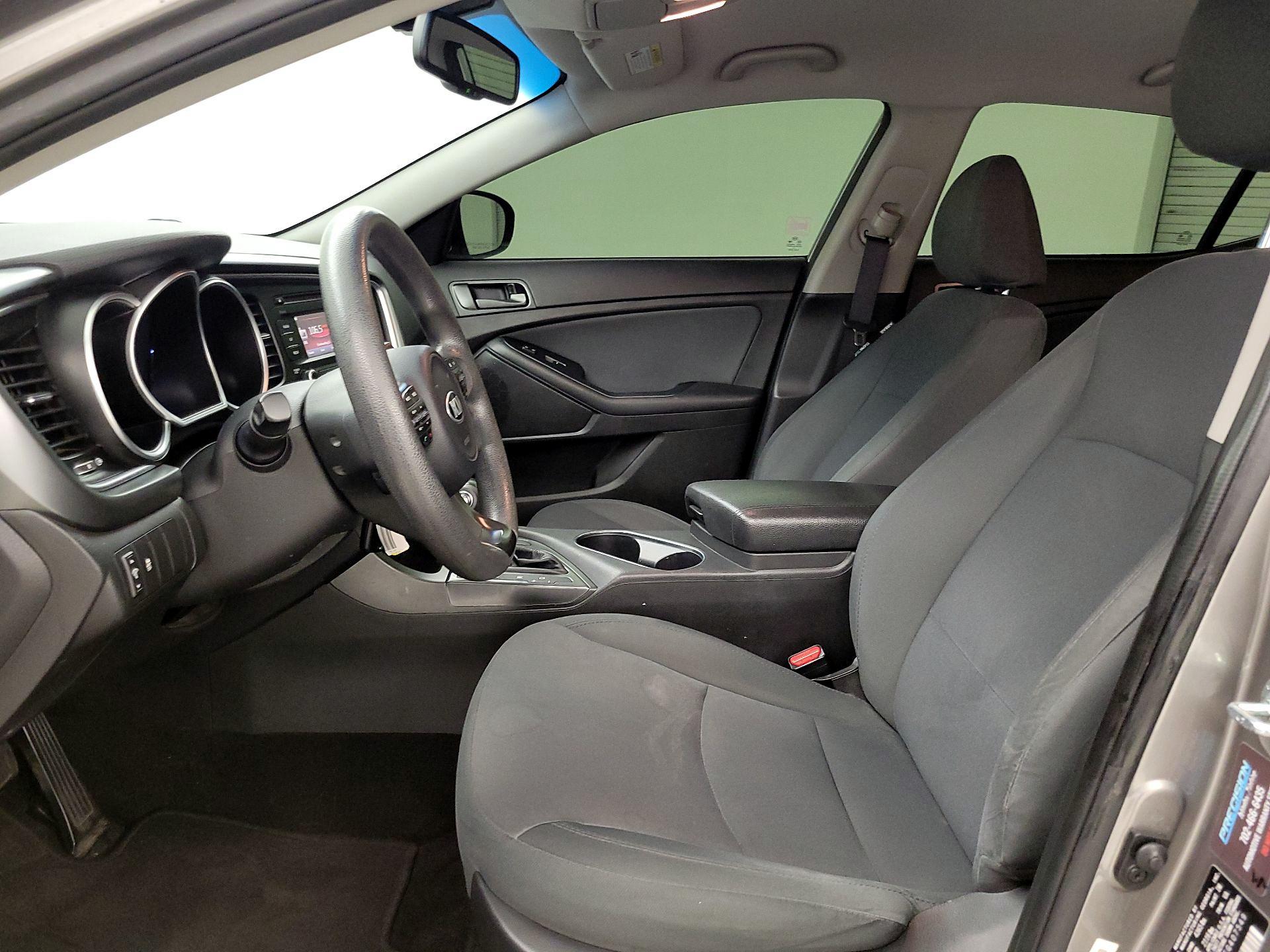 Thumbnail: 2015 Kia Optima - 11