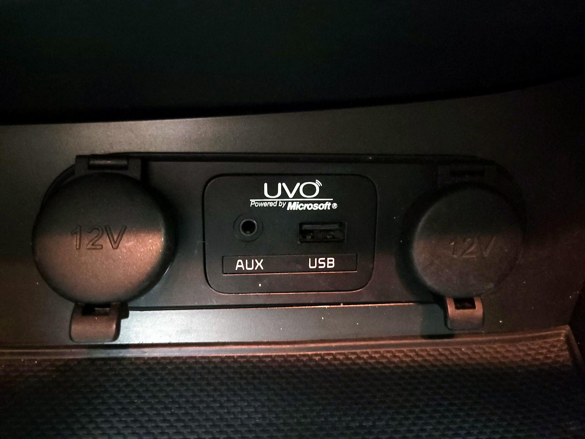 Thumbnail: 2015 Kia Optima - 18