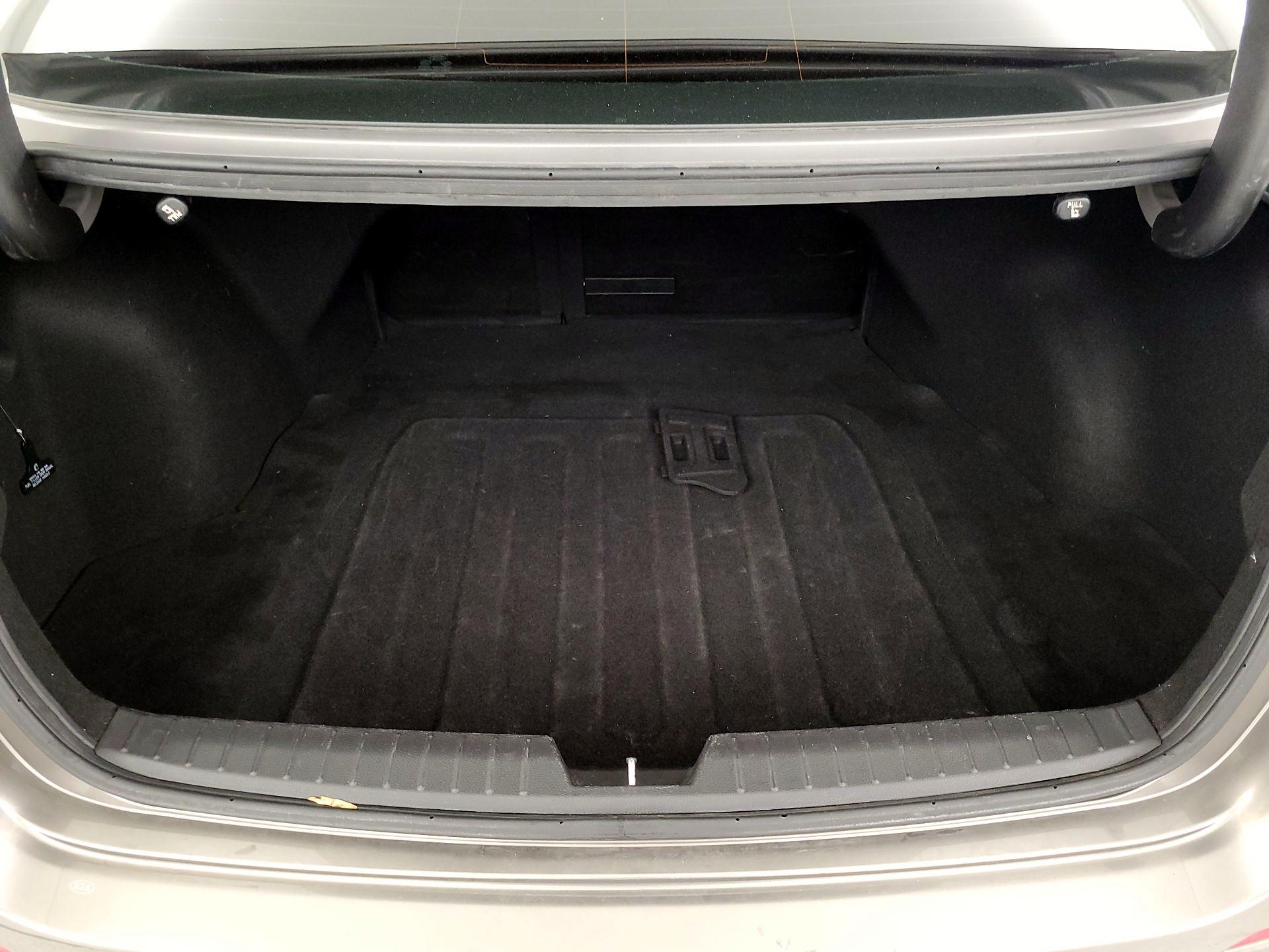 Thumbnail: 2015 Kia Optima - 20