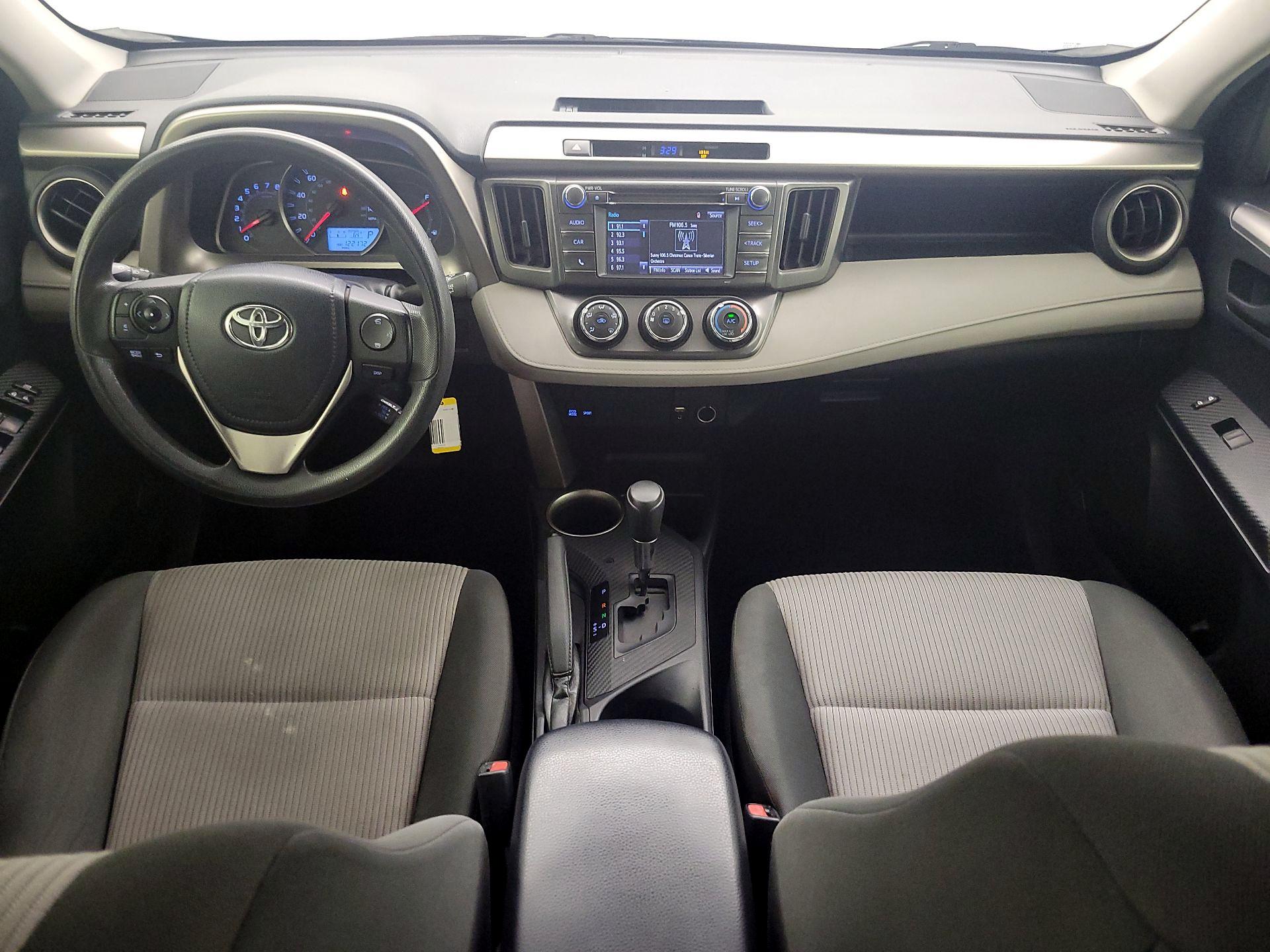 Thumbnail: 2014 Toyota RAV4 - 9