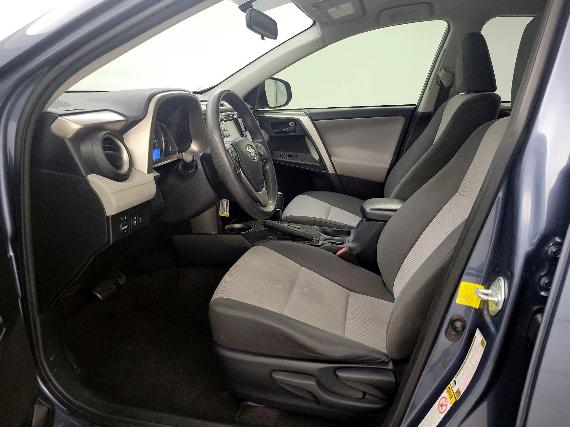 Thumbnail: 2014 Toyota RAV4 - 11