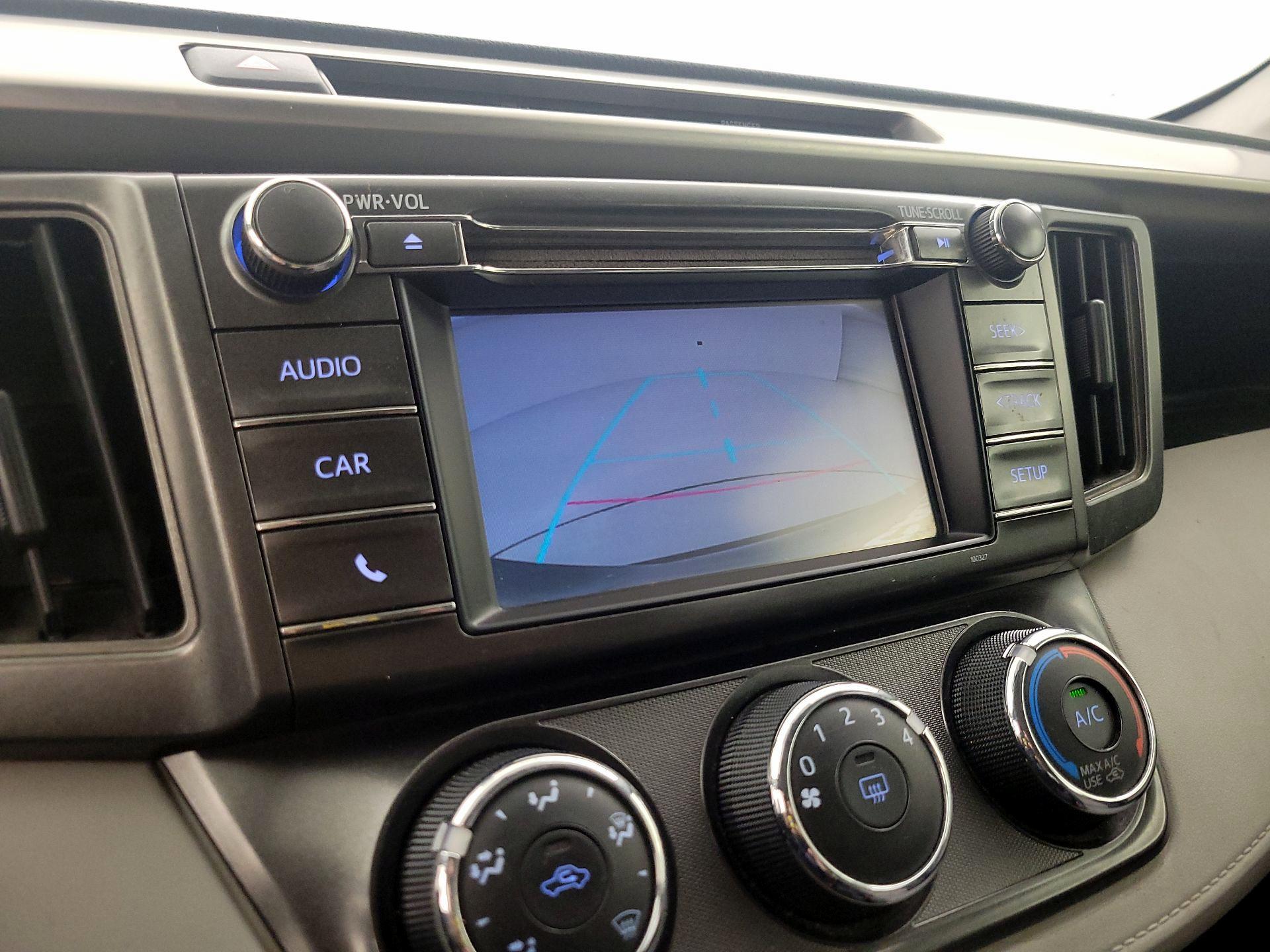 Thumbnail: 2014 Toyota RAV4 - 14