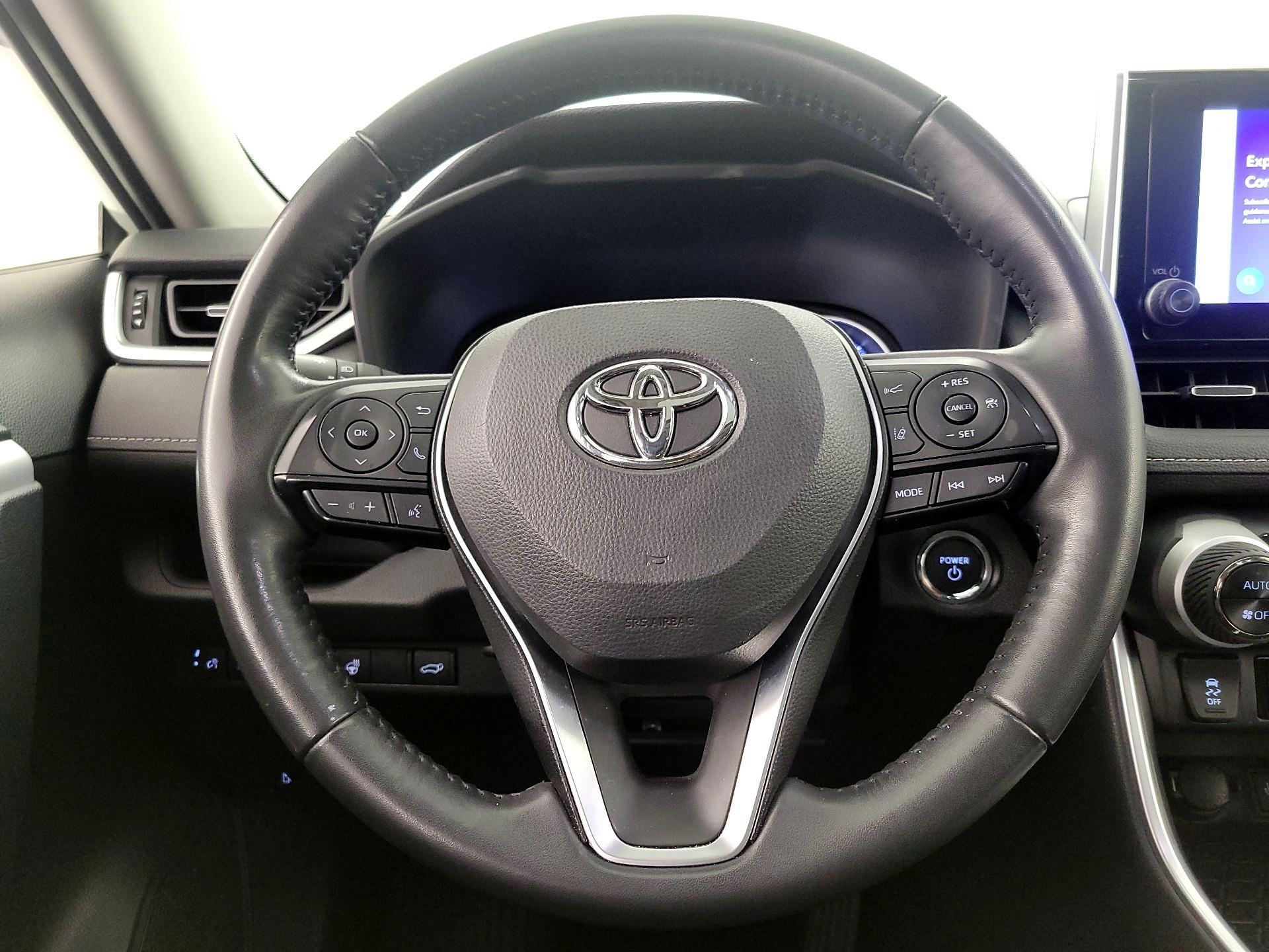 Thumbnail: 2023 Toyota RAV4 - 10