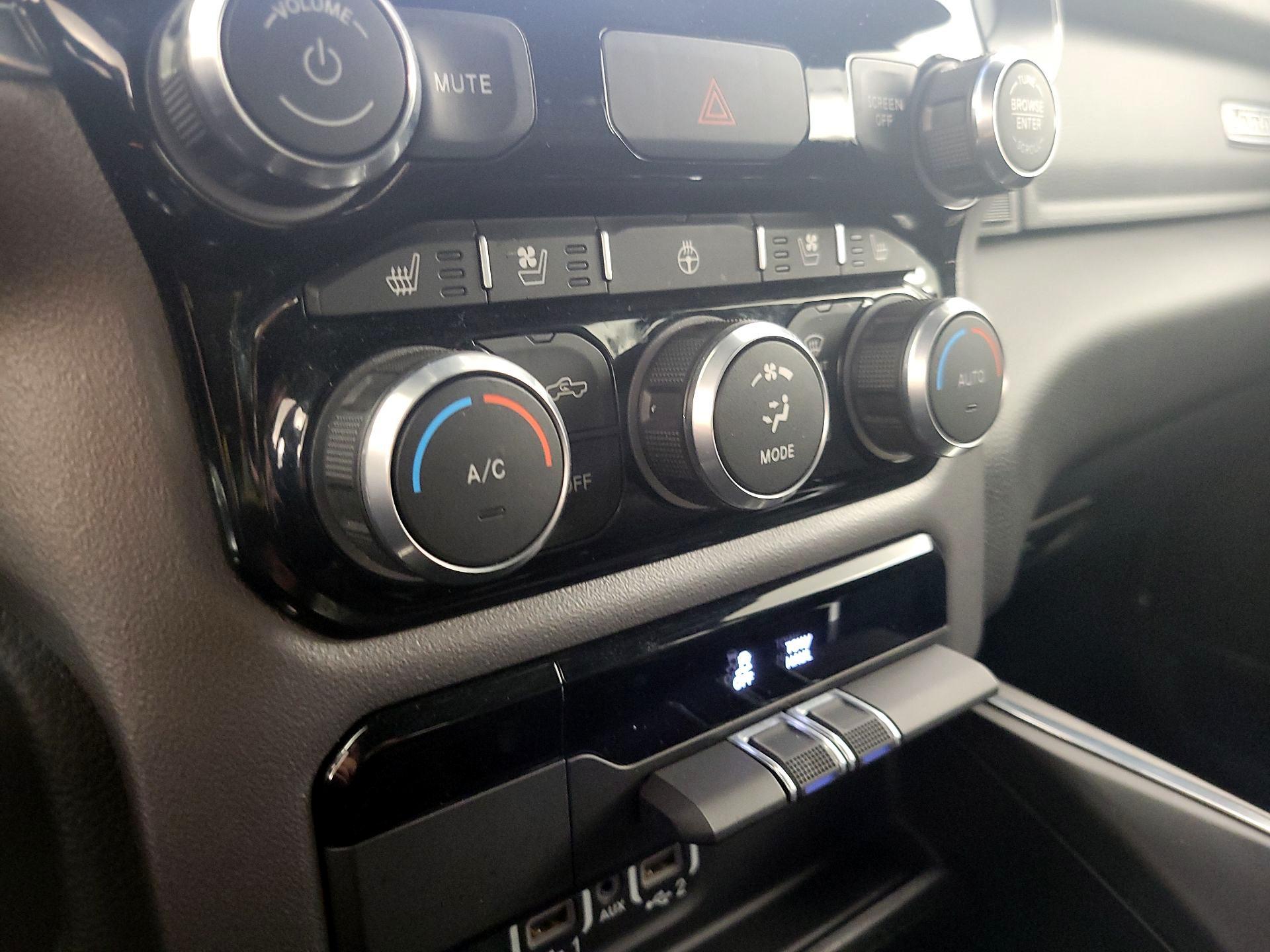 Thumbnail: 2024 RAM 1500 - 17