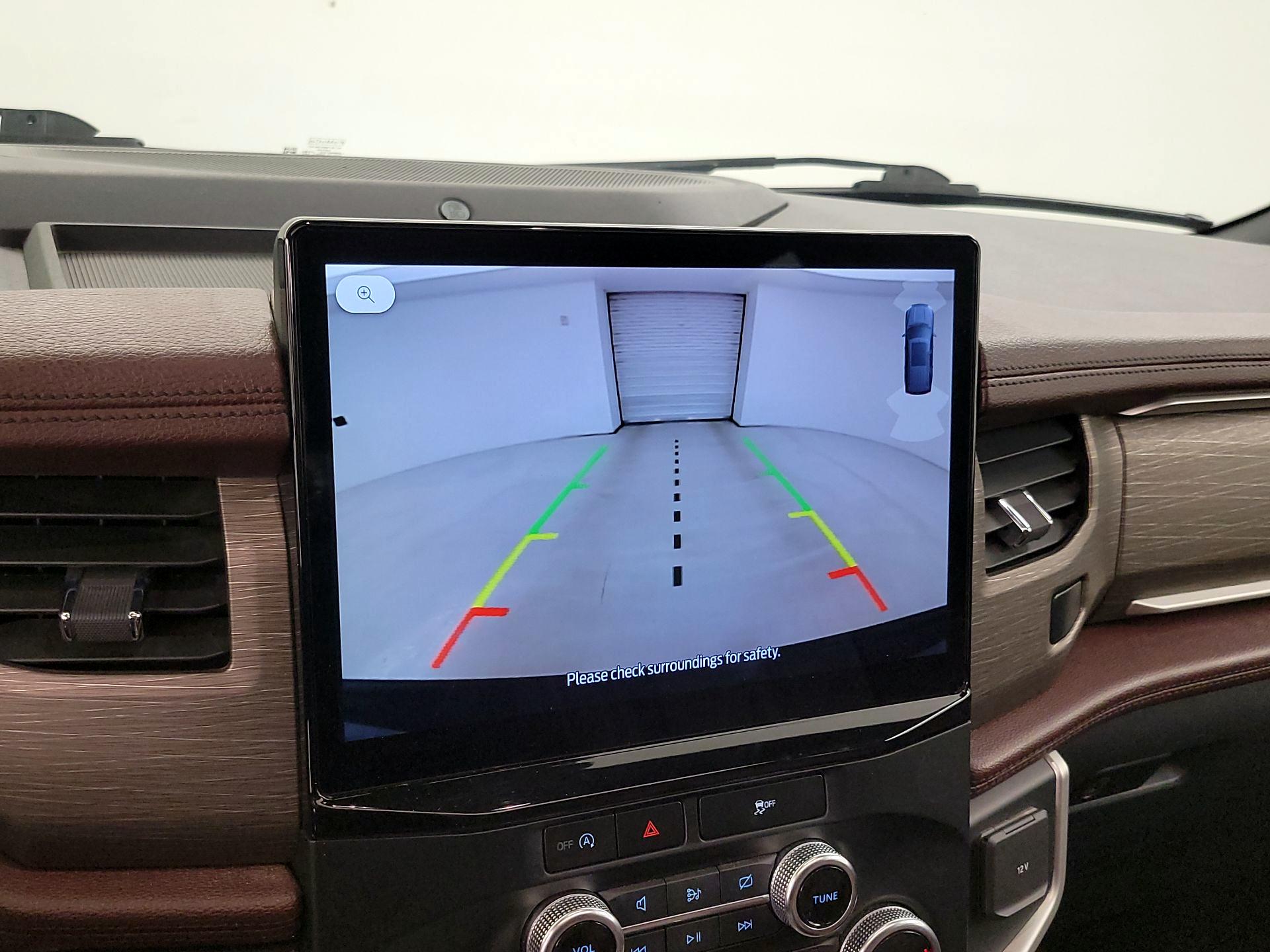 Thumbnail: 2024 Ford Expedition - 15