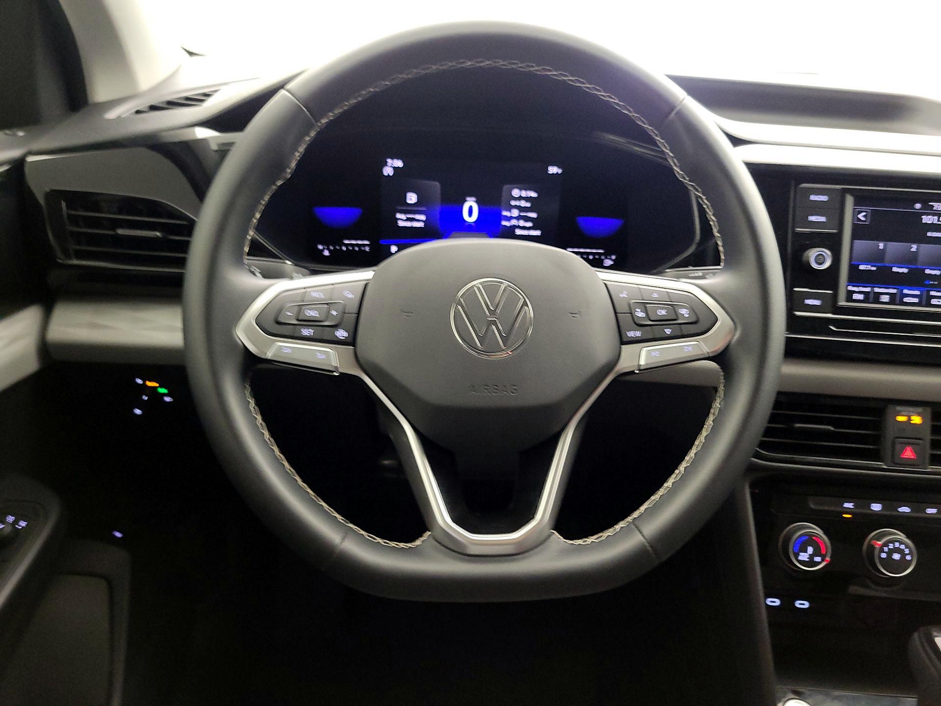 Thumbnail: 2023 Volkswagen Taos - 10