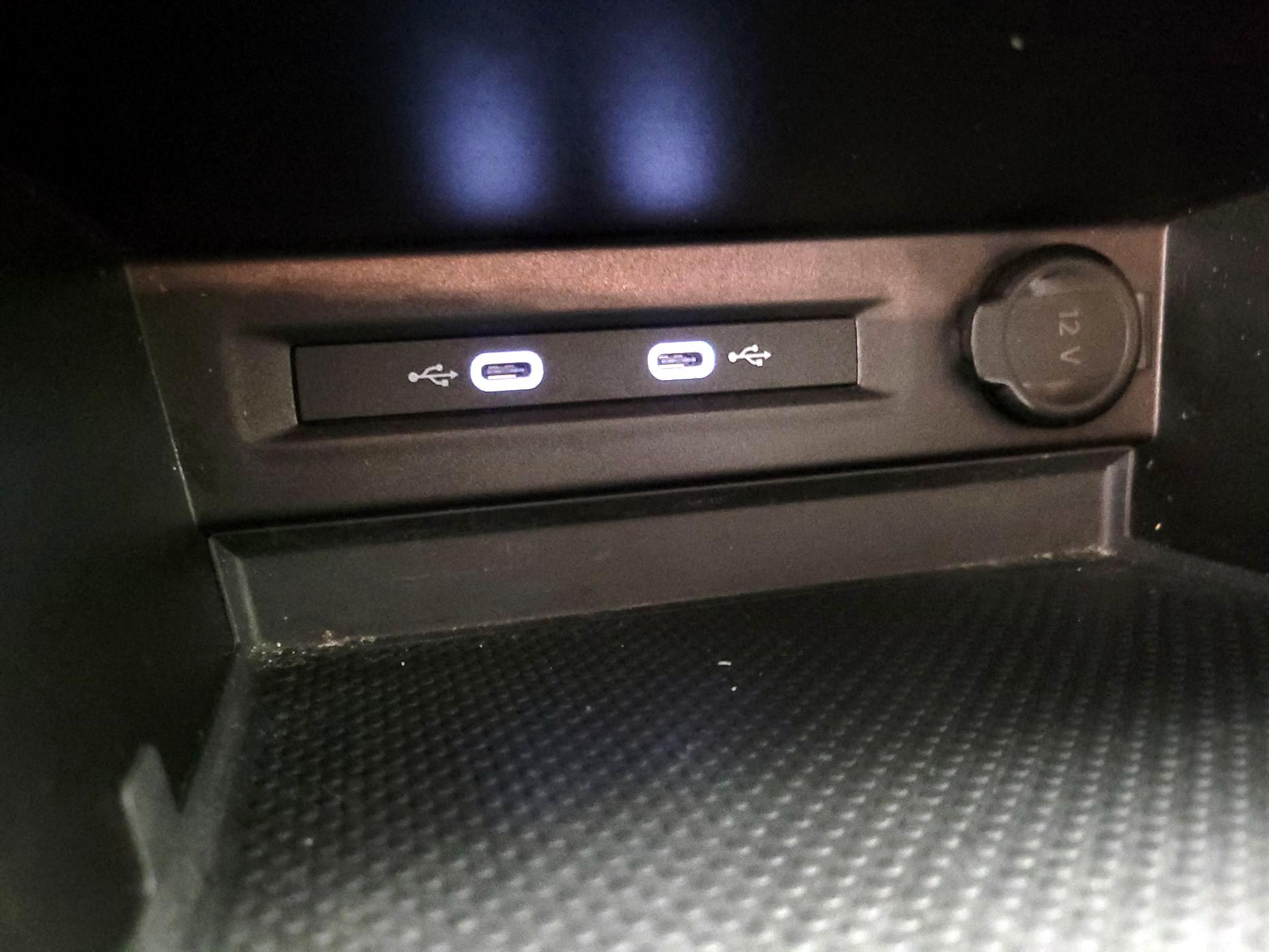 Thumbnail: 2023 Volkswagen Taos - 18