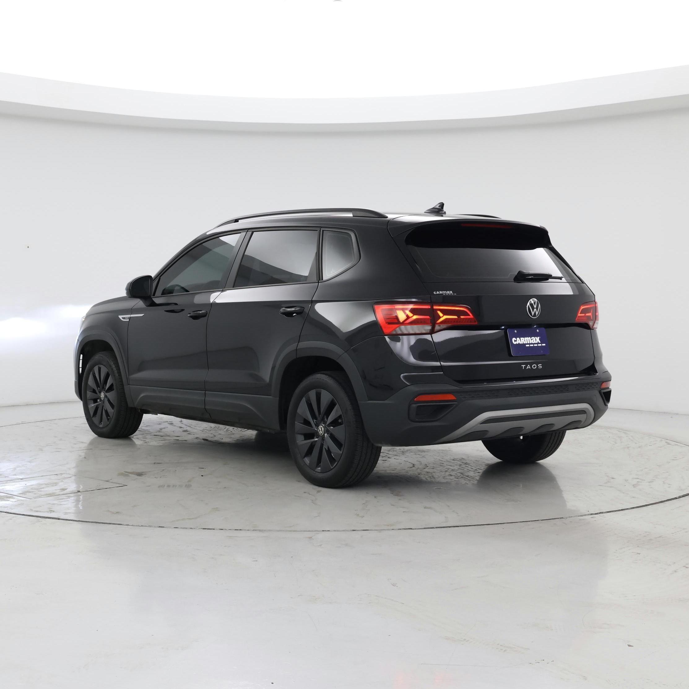 Thumbnail: 2023 Volkswagen Taos - 2