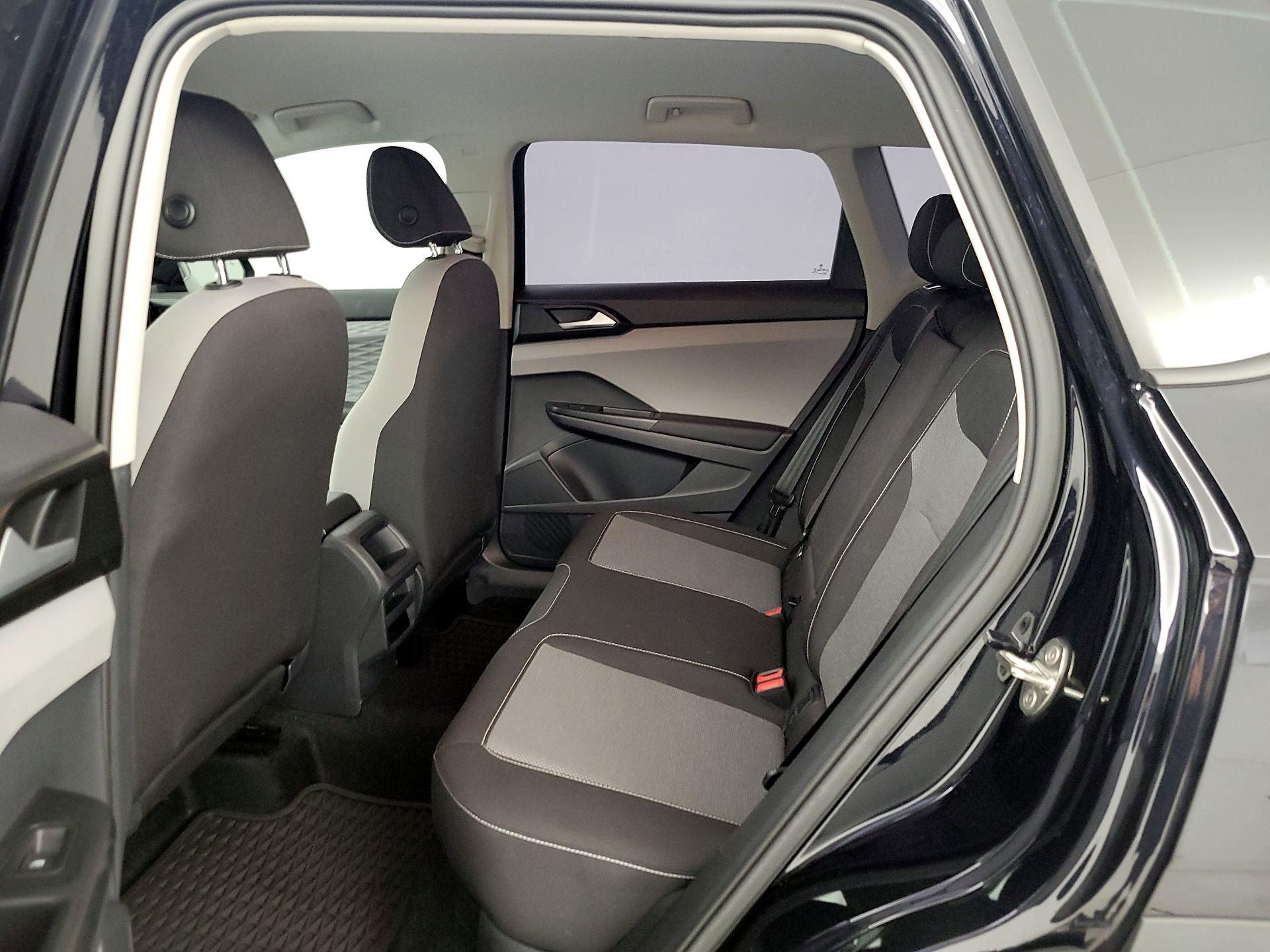 Thumbnail: 2023 Volkswagen Taos - 19