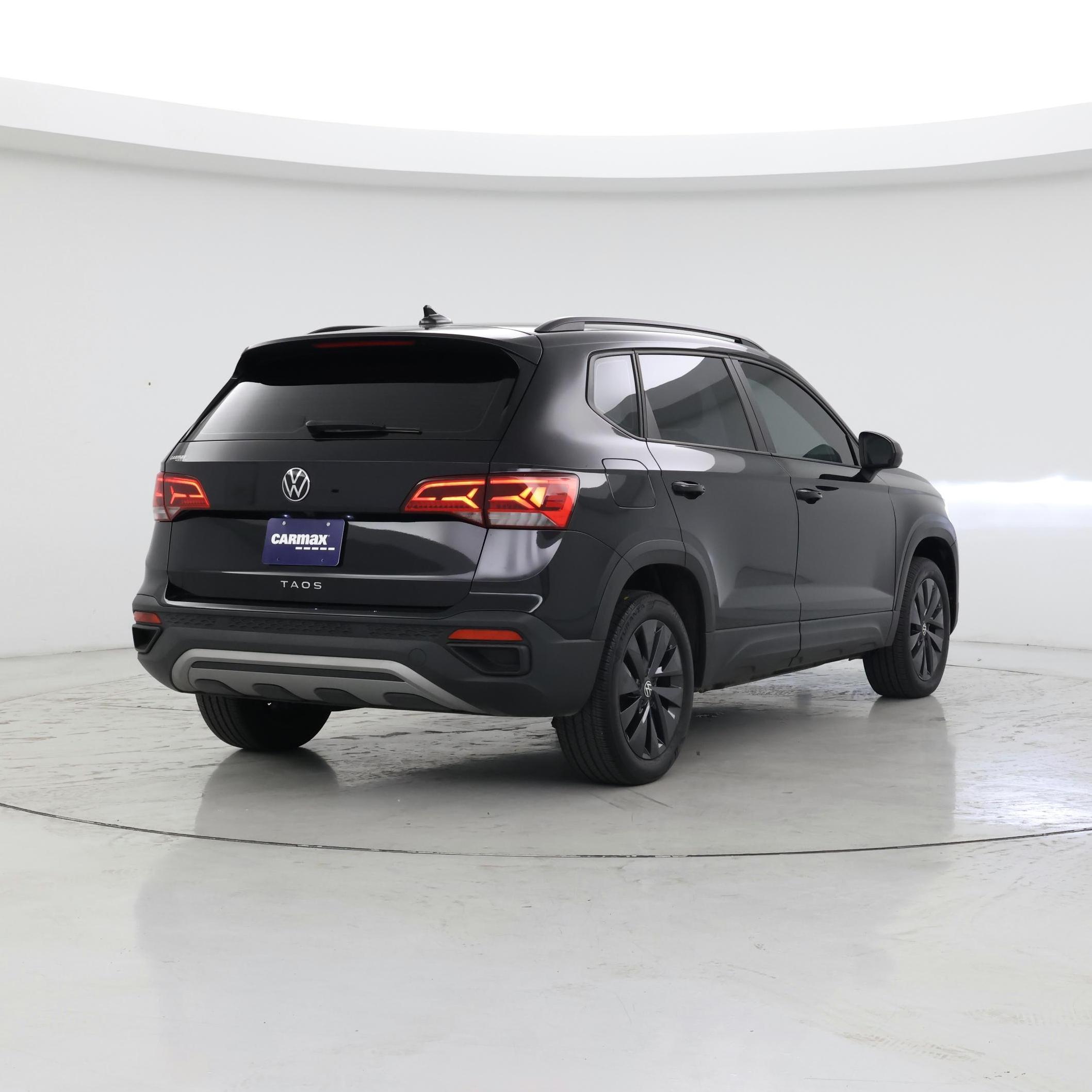 Thumbnail: 2023 Volkswagen Taos - 8