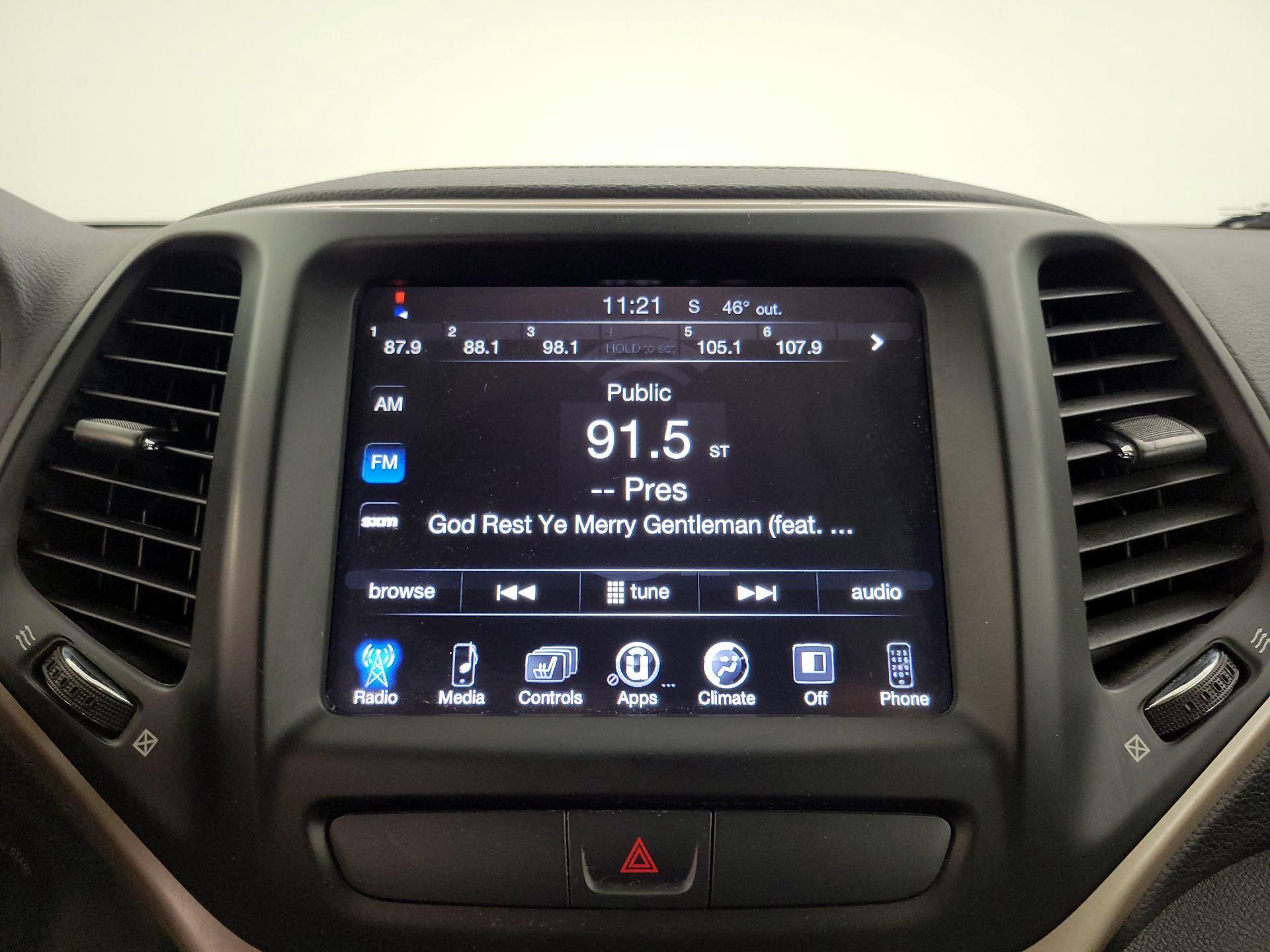 Thumbnail: 2016 Jeep Cherokee - 15