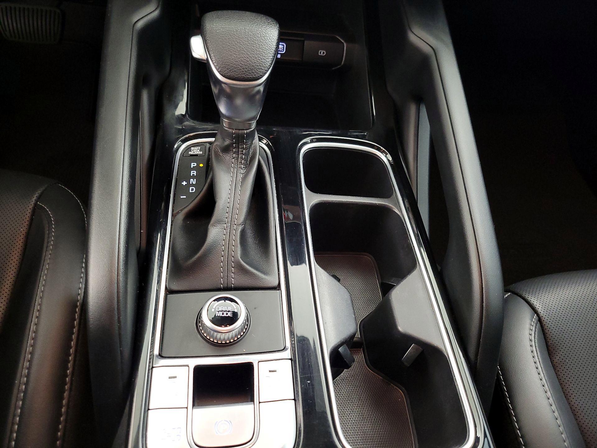 Thumbnail: 2021 Kia Telluride - 17