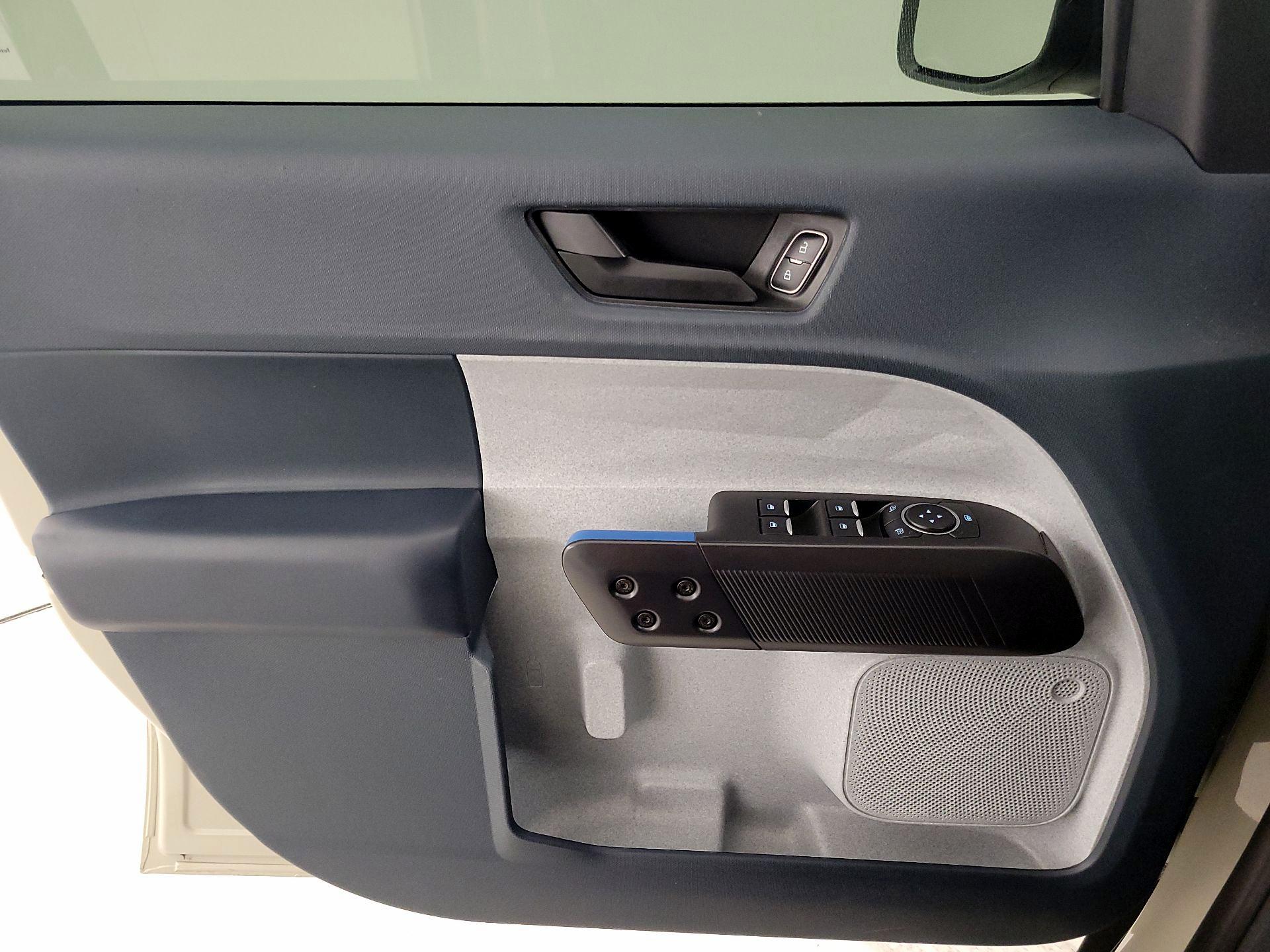 Thumbnail: 2025 Ford Maverick - 12