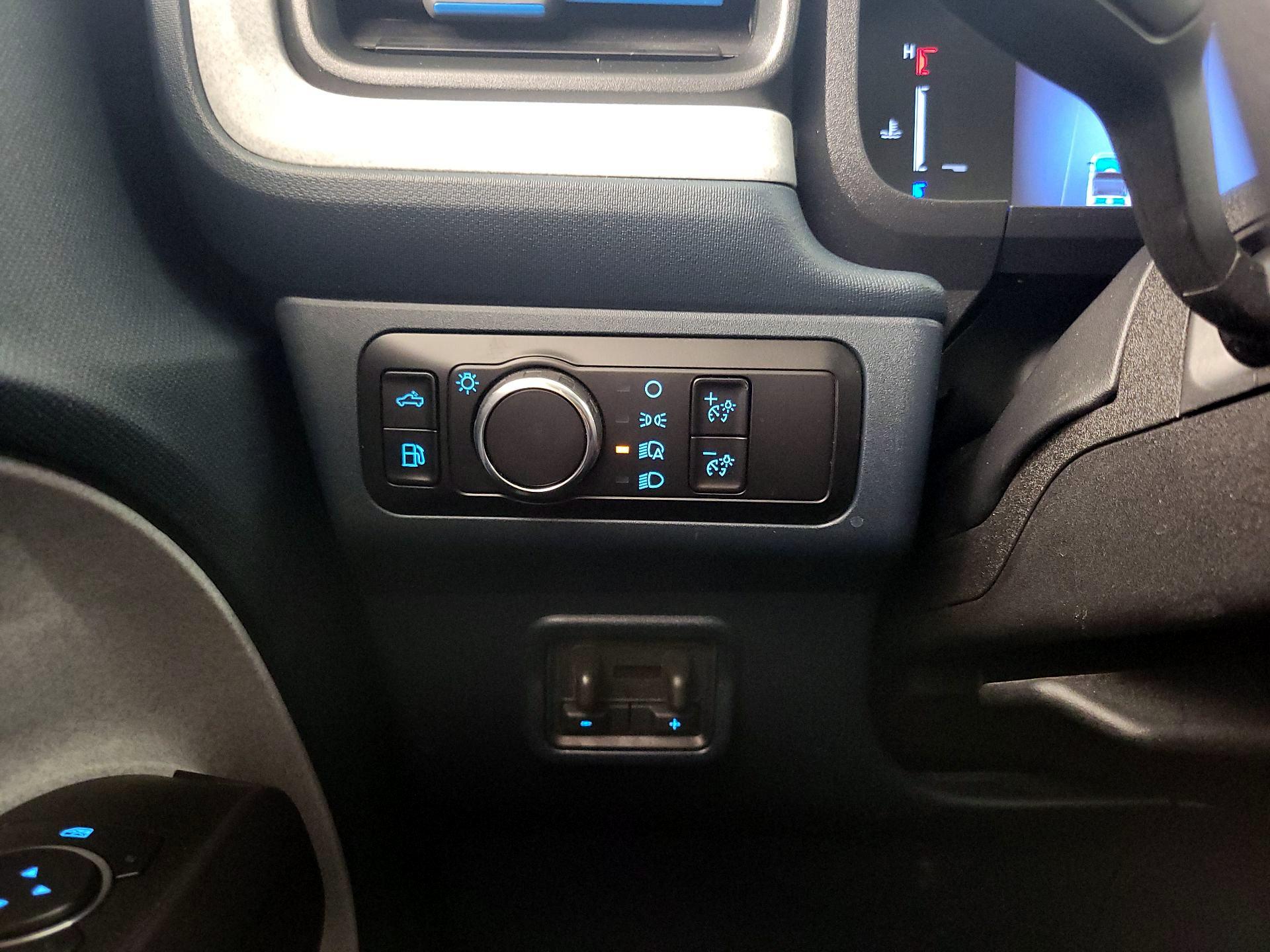 Thumbnail: 2025 Ford Maverick - 13