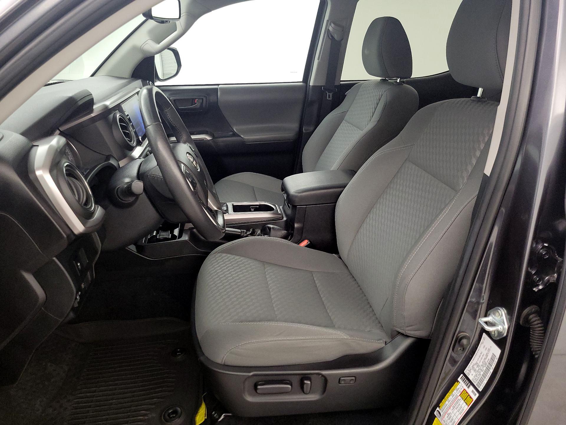 Thumbnail: 2021 Toyota Tacoma - 11