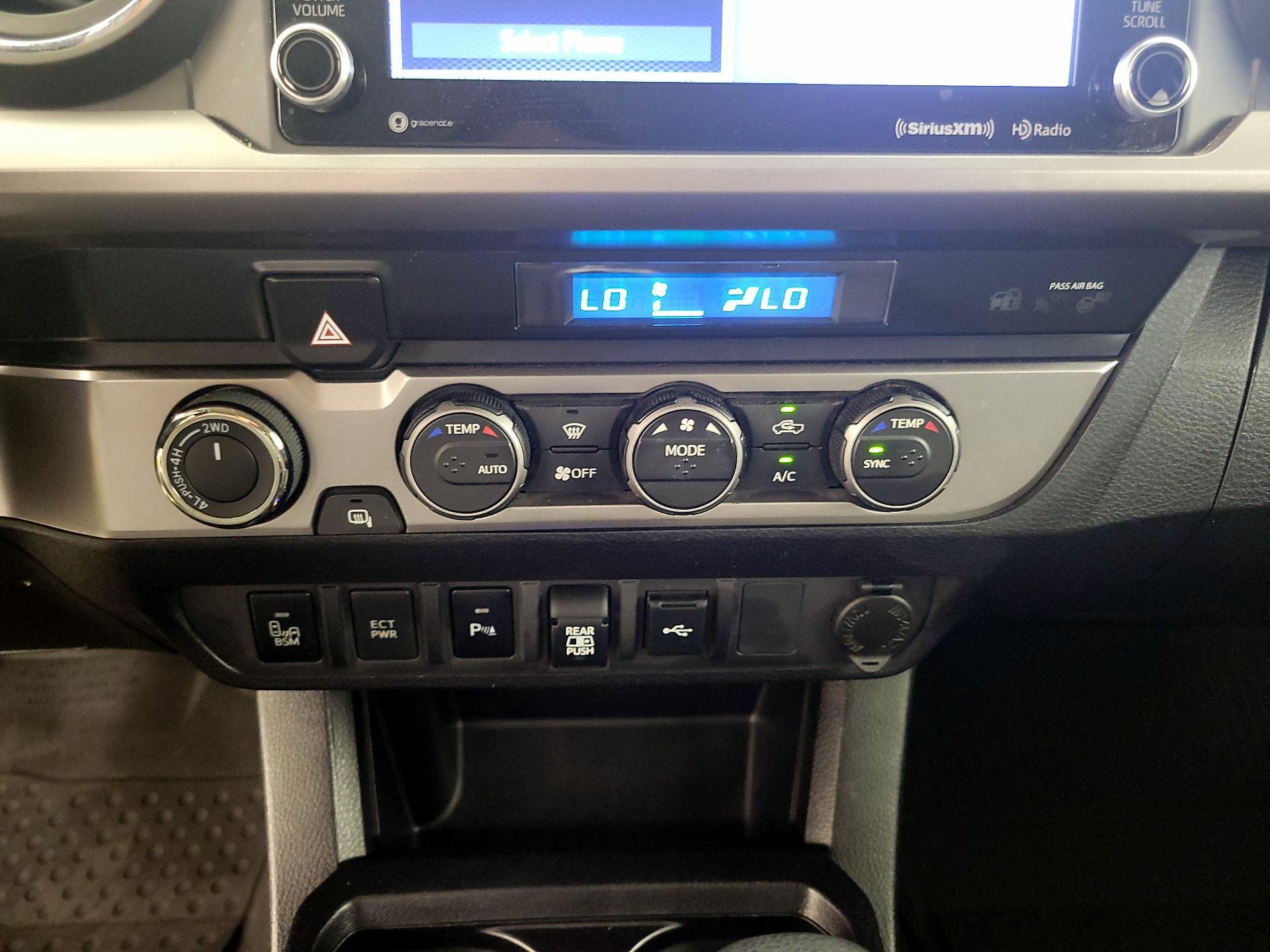 Thumbnail: 2021 Toyota Tacoma - 17