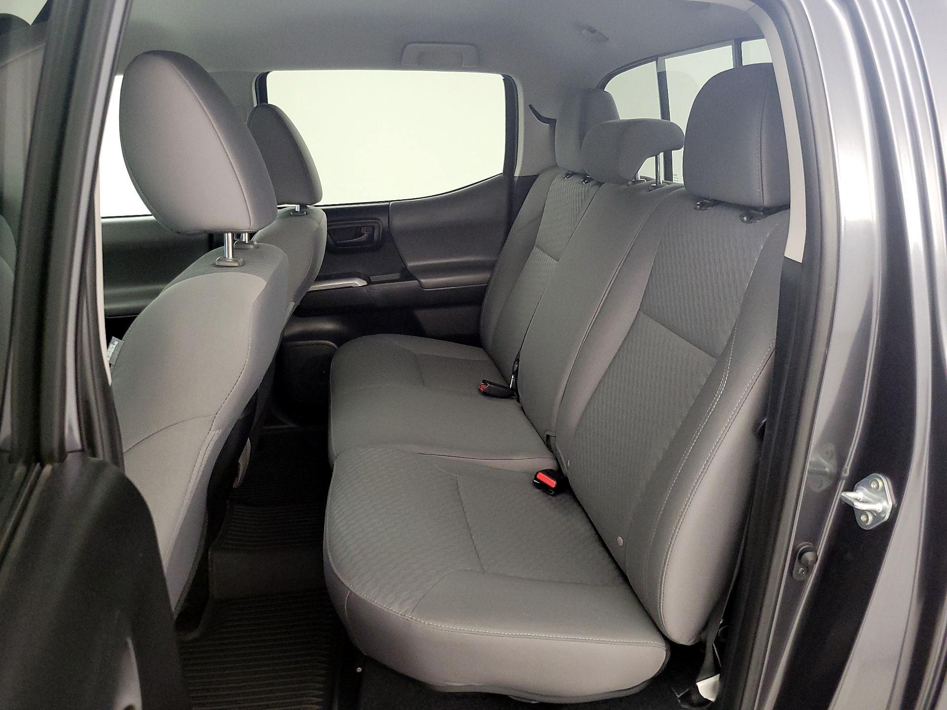 Thumbnail: 2021 Toyota Tacoma - 20