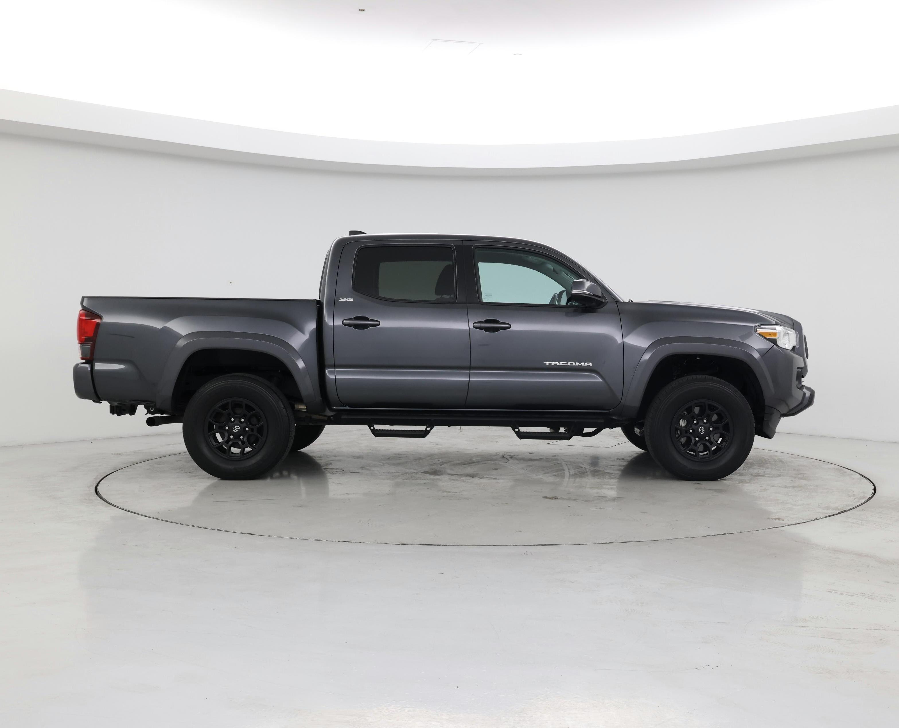 Thumbnail: 2021 Toyota Tacoma - 7
