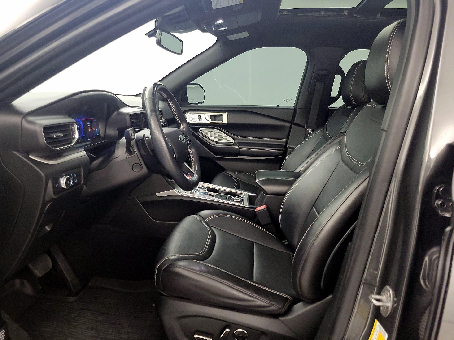 Thumbnail: 2020 Ford Explorer - 11