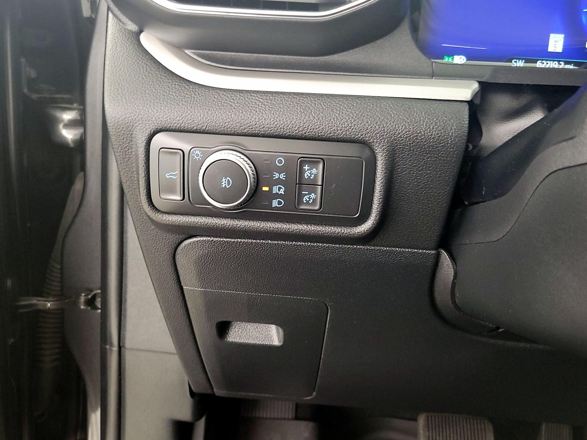 Thumbnail: 2020 Ford Explorer - 13