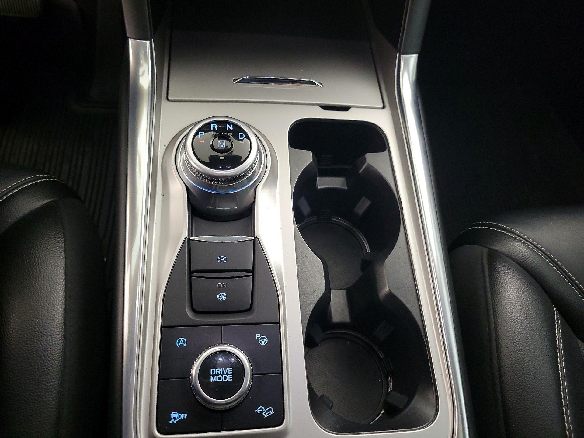 Thumbnail: 2020 Ford Explorer - 18