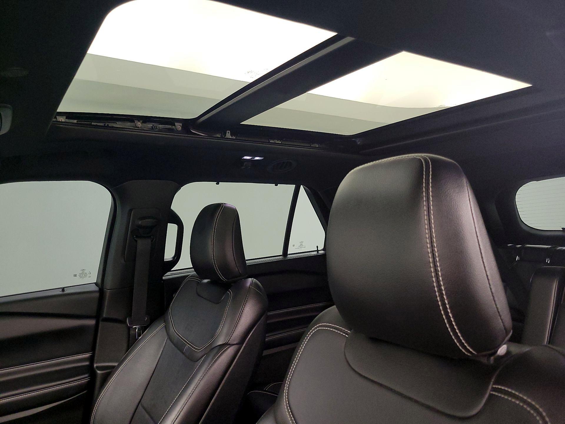 Thumbnail: 2020 Ford Explorer - 20