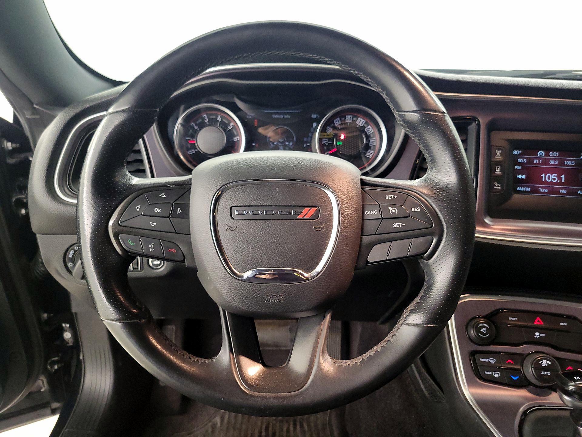 Thumbnail: 2016 Dodge Challenger - 10