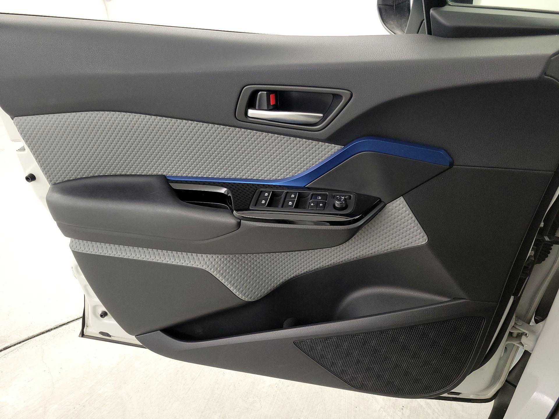 Thumbnail: 2019 Toyota C-HR - 12