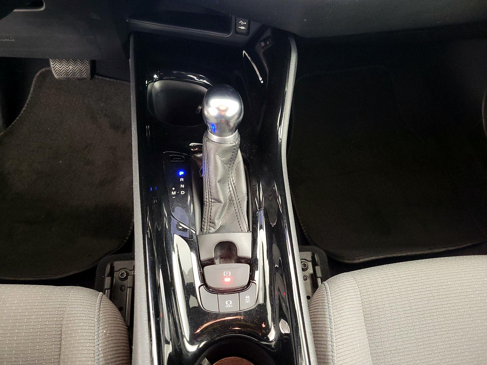 Thumbnail: 2019 Toyota C-HR - 17