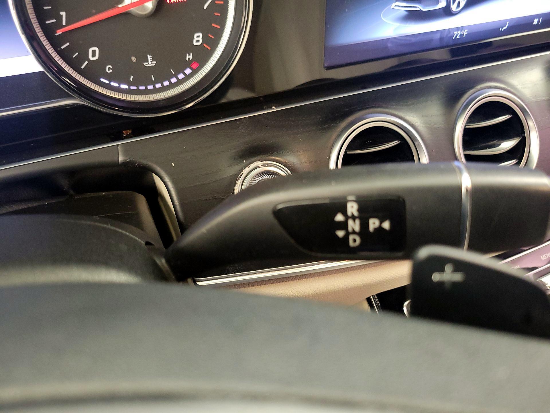 Thumbnail: 2017 Mercedes-Benz E-Class - 18