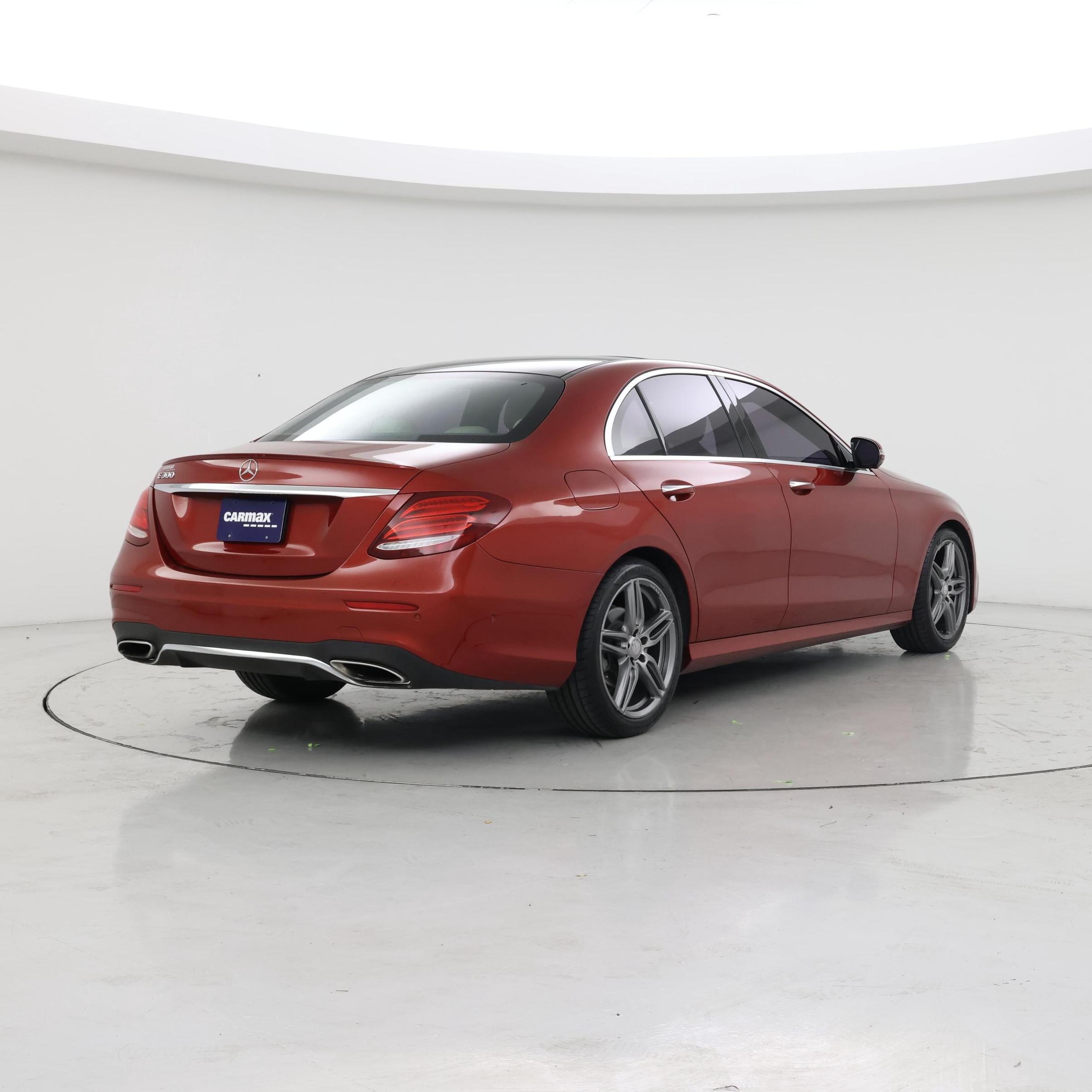 Thumbnail: 2017 Mercedes-Benz E-Class - 8