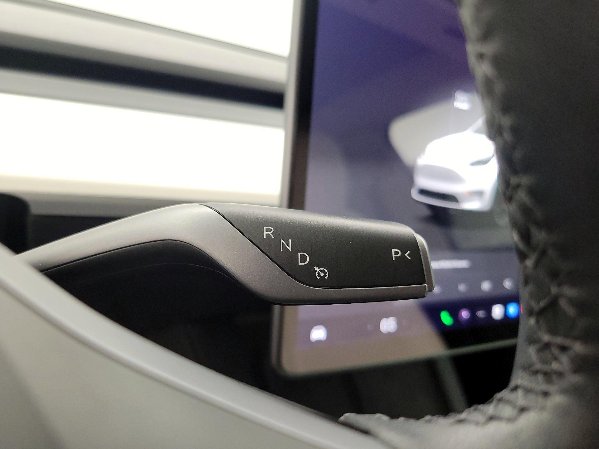 Thumbnail: 2023 Tesla Model Y - 17