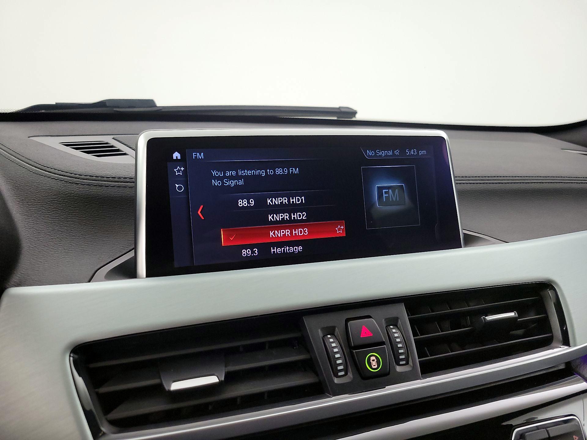 Thumbnail: 2021 BMW X1 - 16