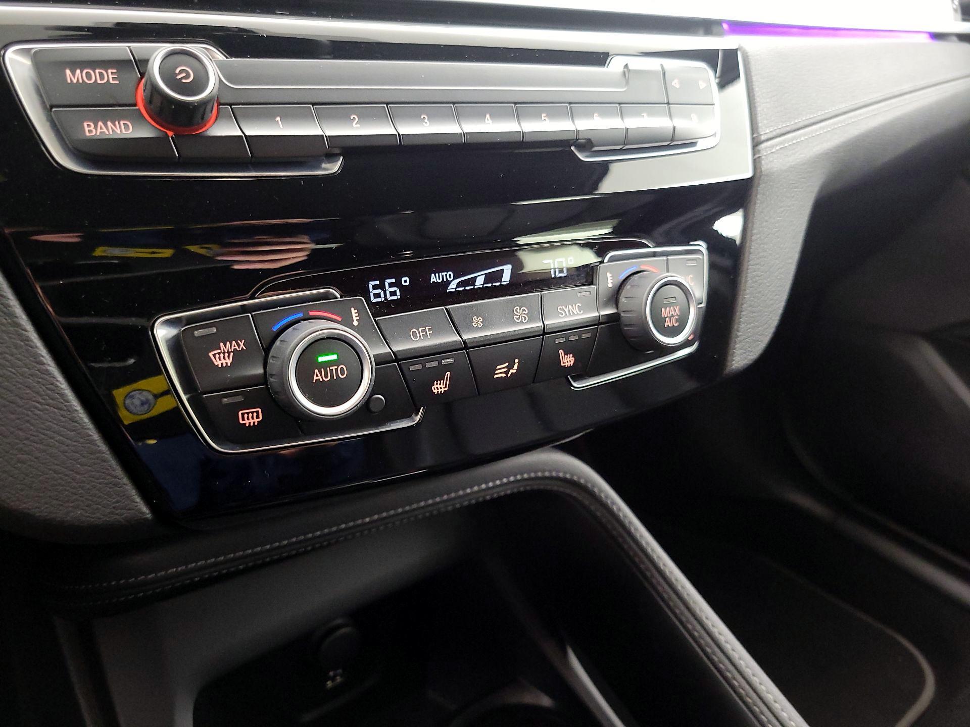 Thumbnail: 2021 BMW X1 - 17