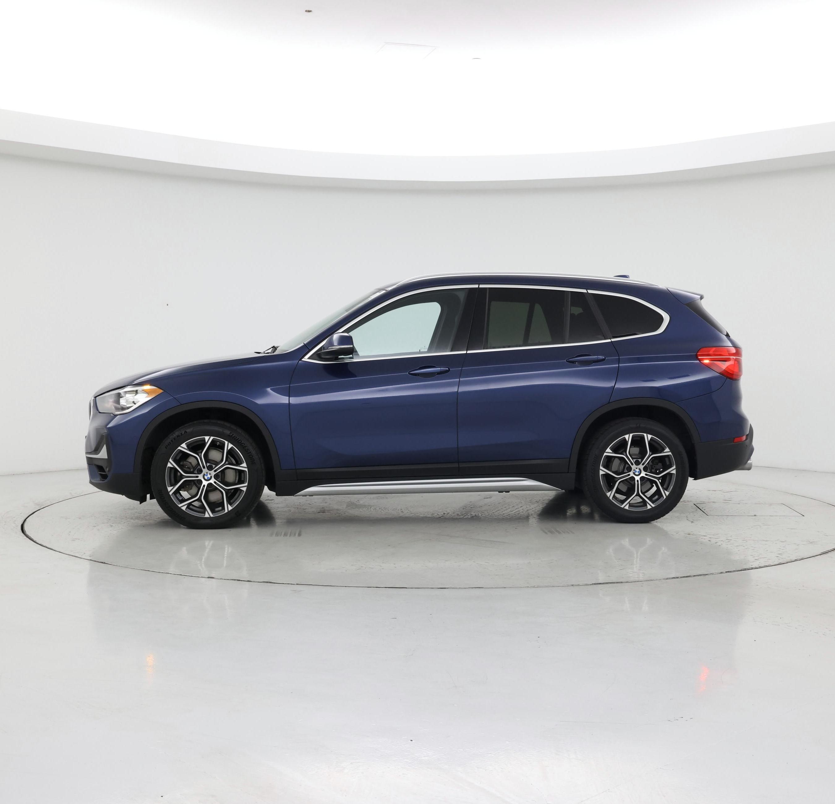 Thumbnail: 2021 BMW X1 - 3