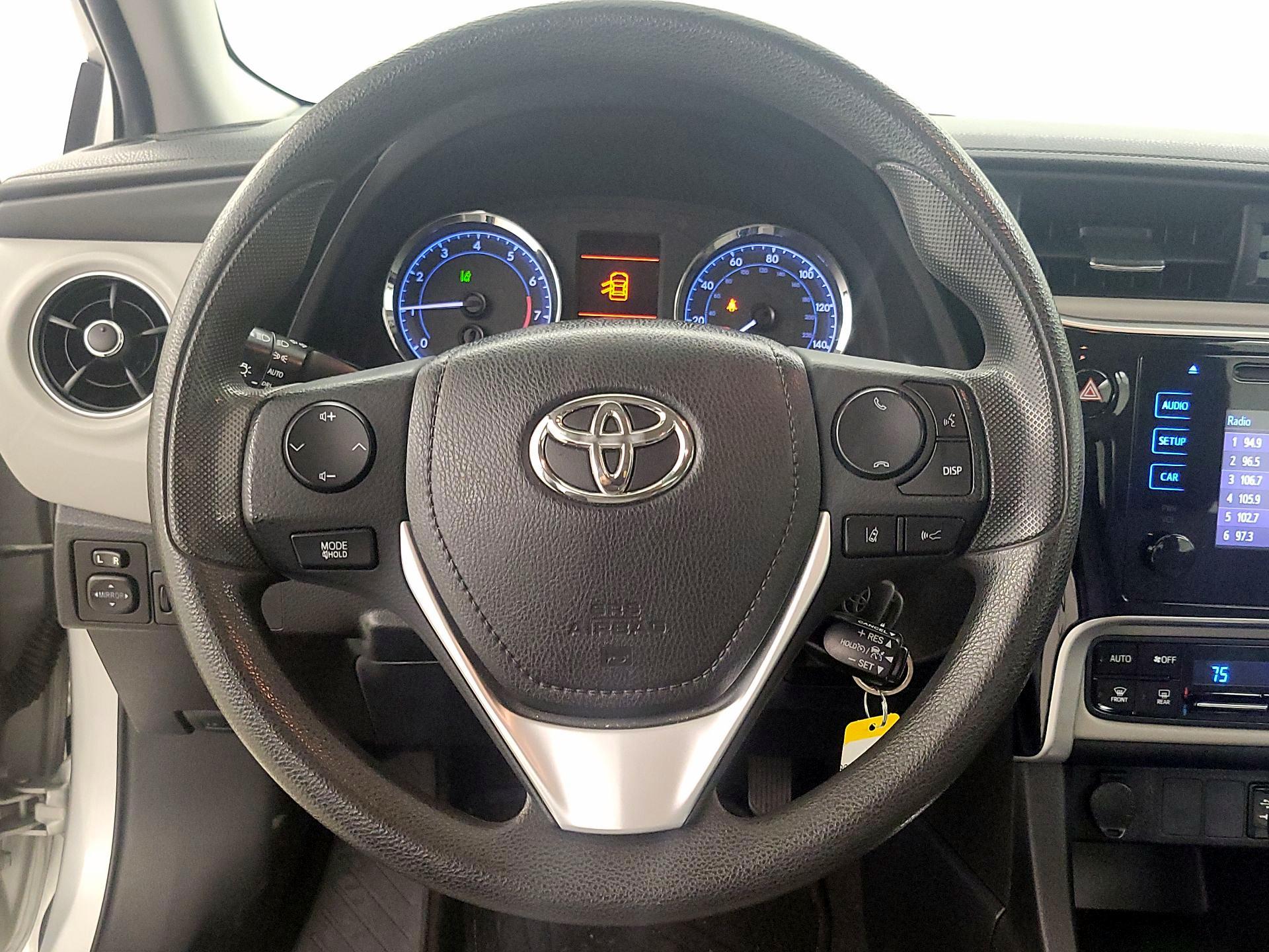 Thumbnail: 2019 Toyota Corolla - 10