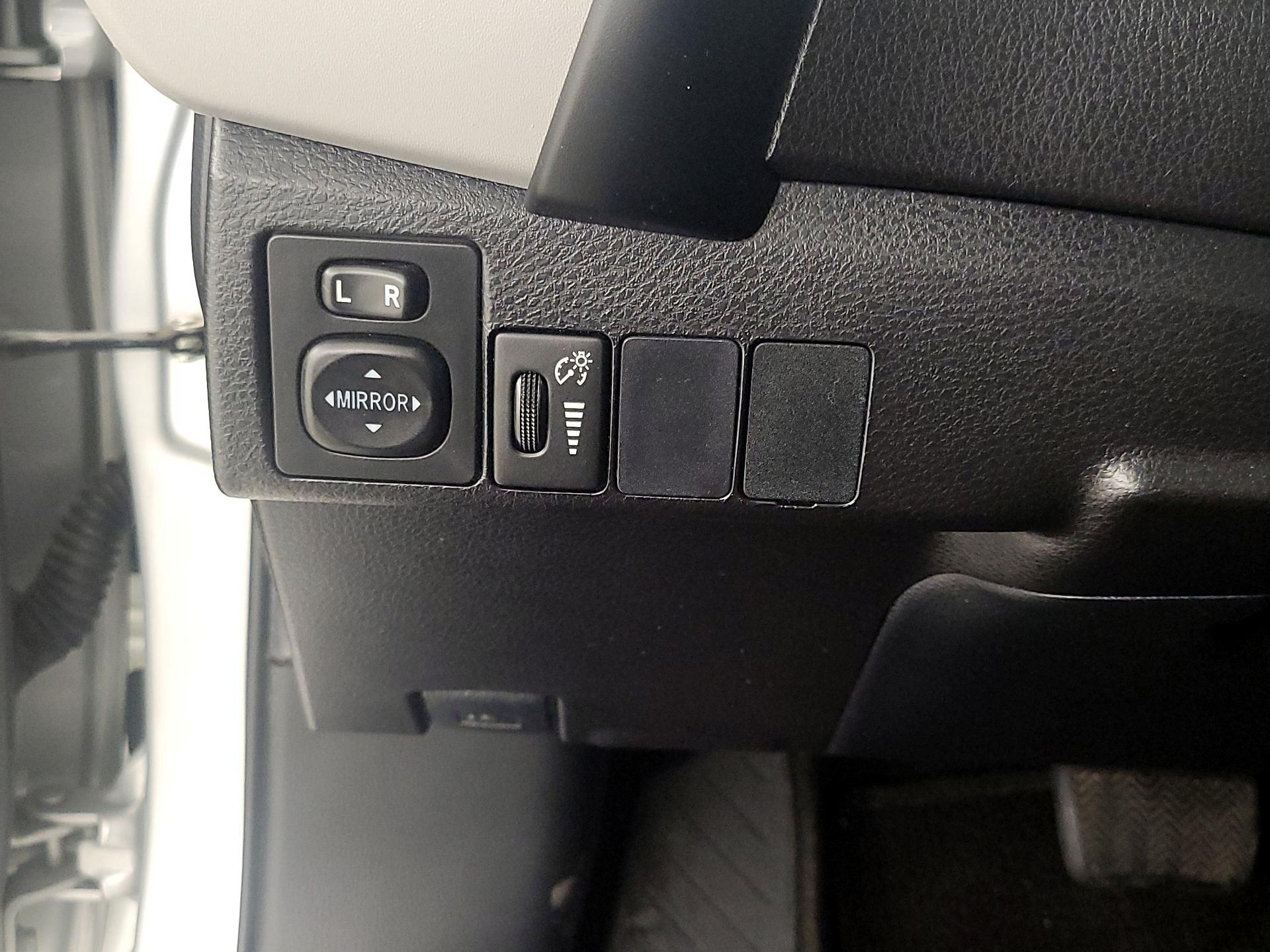 Thumbnail: 2019 Toyota Corolla - 13