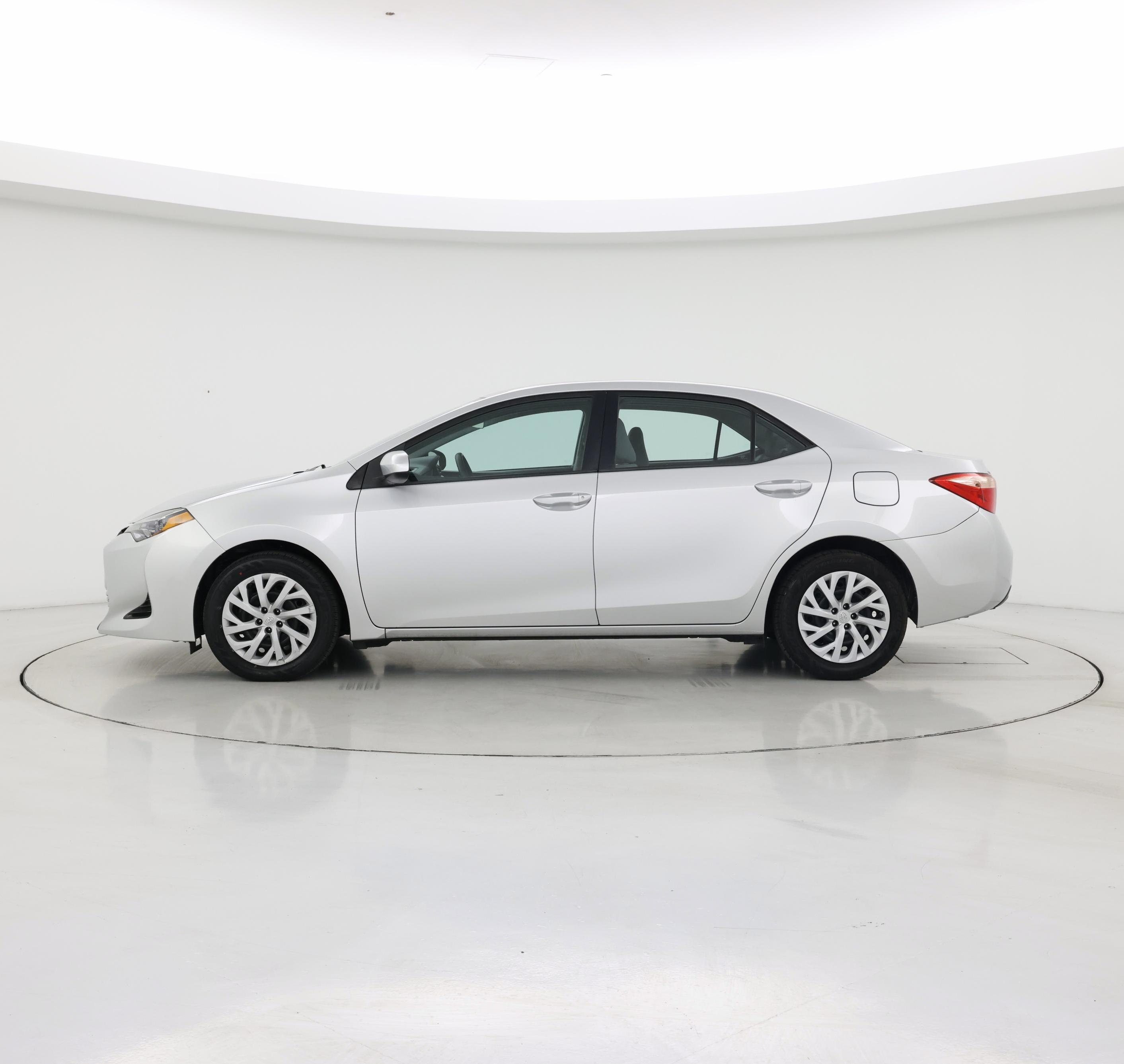 Thumbnail: 2019 Toyota Corolla - 3