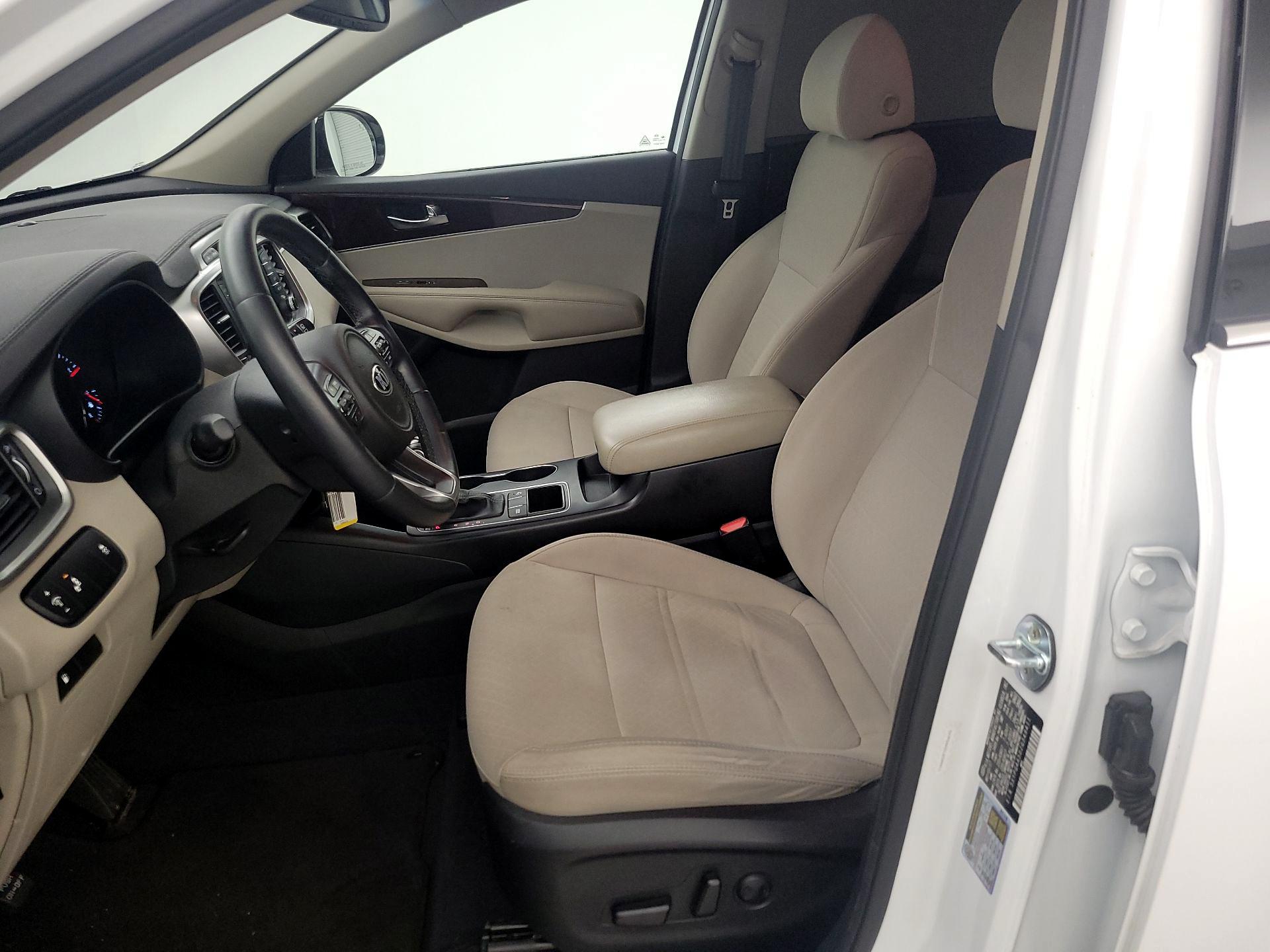 Thumbnail: 2018 Kia Sorento - 11