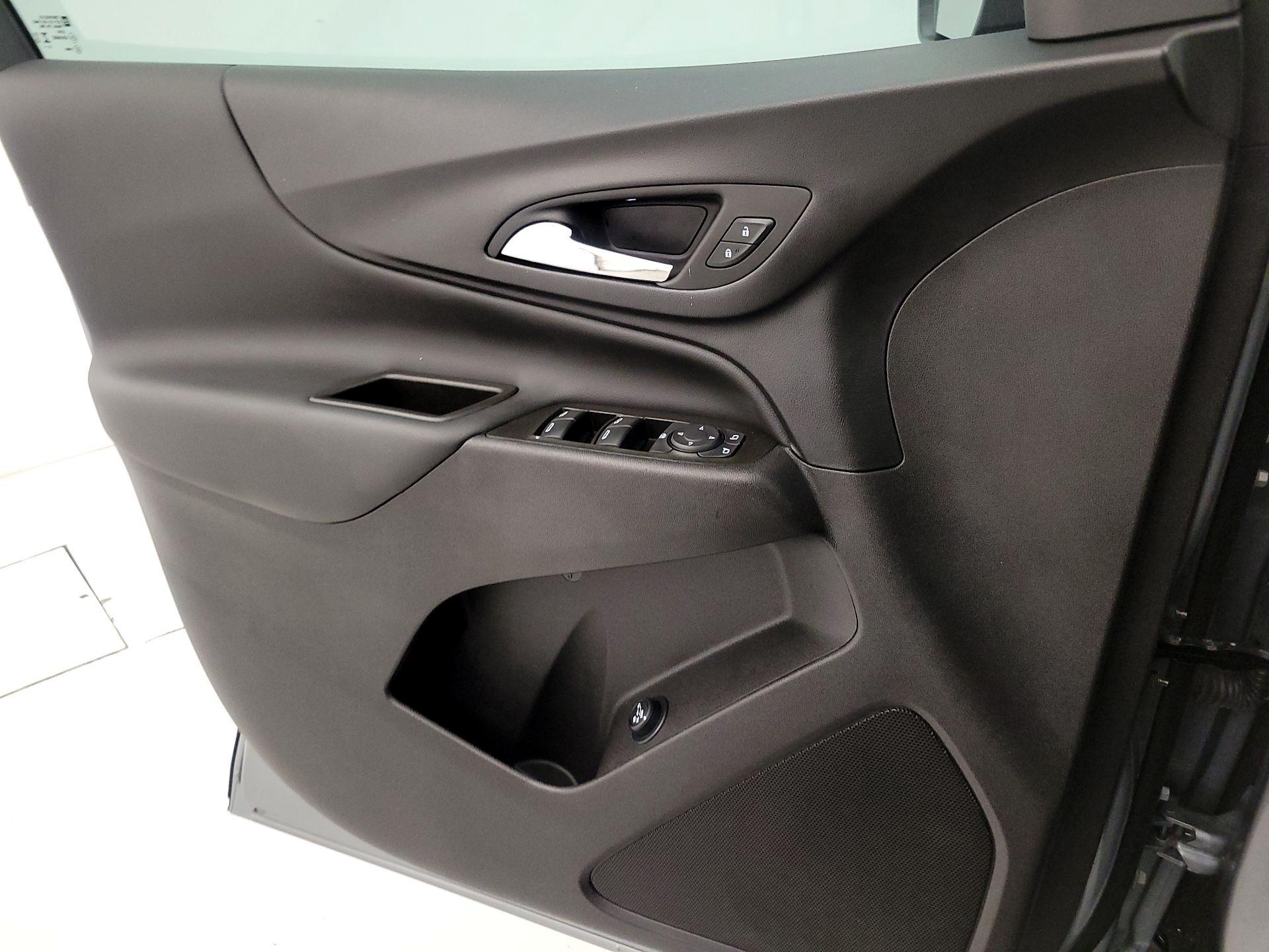 Thumbnail: 2024 Chevrolet Equinox - 12