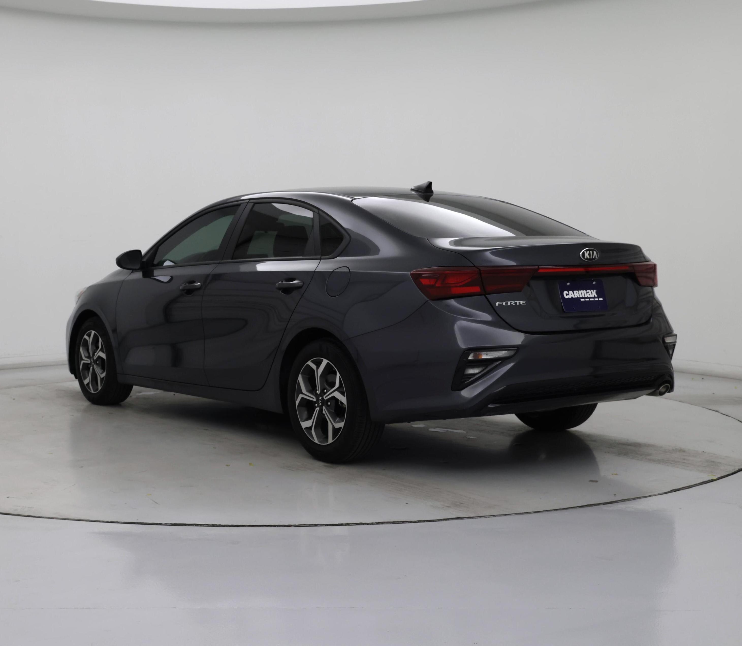 Thumbnail: 2021 Kia Forte - 2