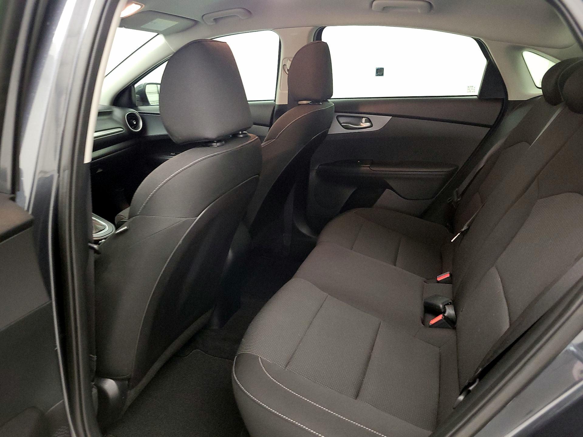 Thumbnail: 2021 Kia Forte - 19